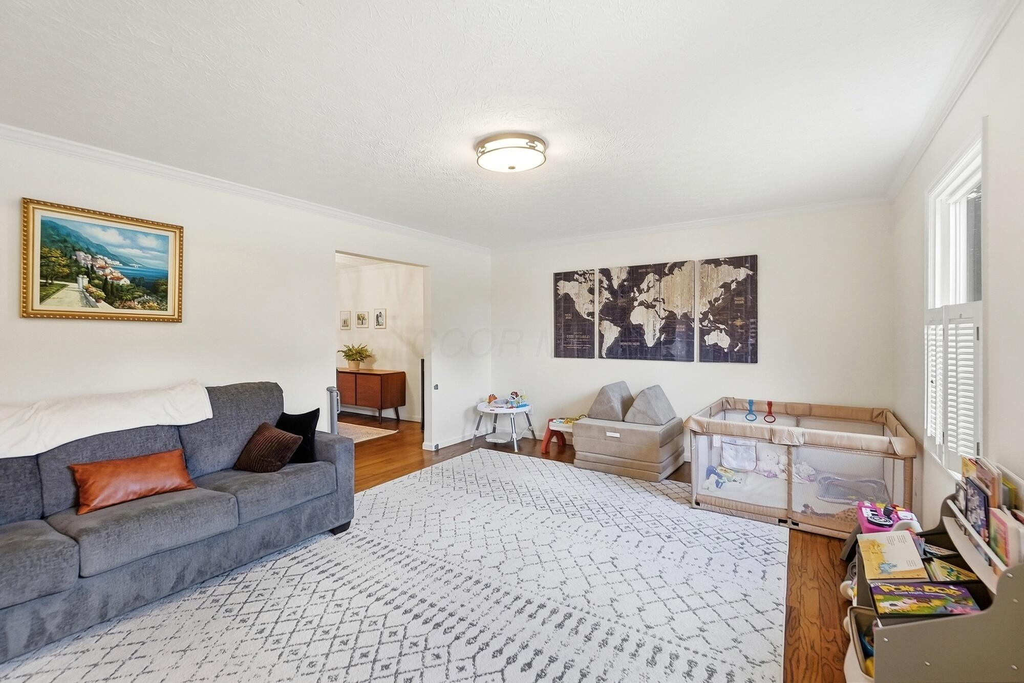 5203 Hickory Grove