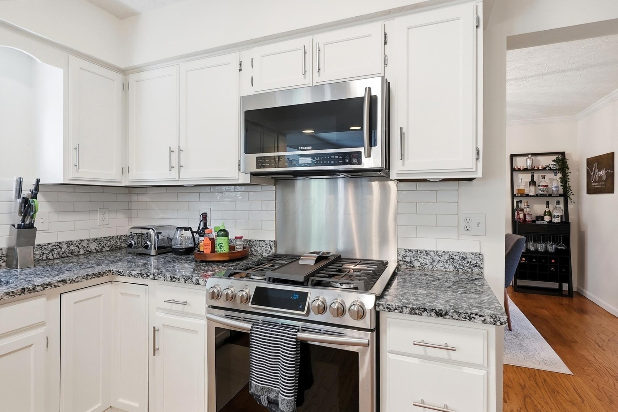 5203 Hickory Grove