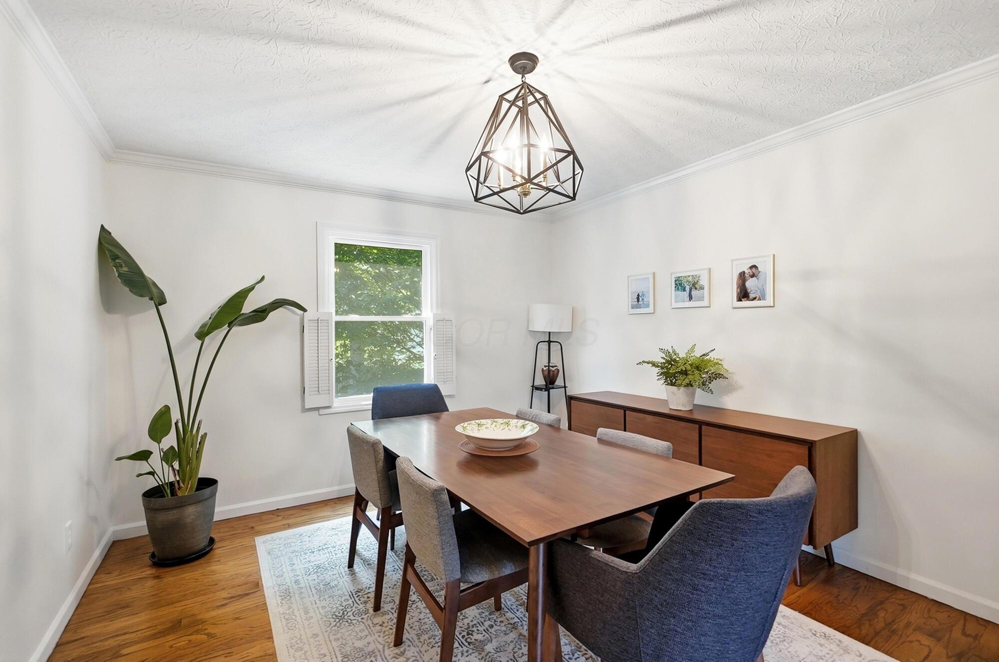 5203 Hickory Grove