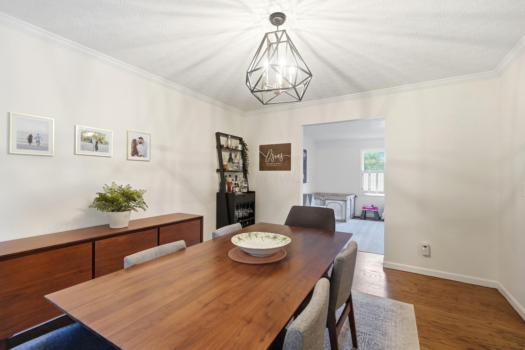 5203 Hickory Grove