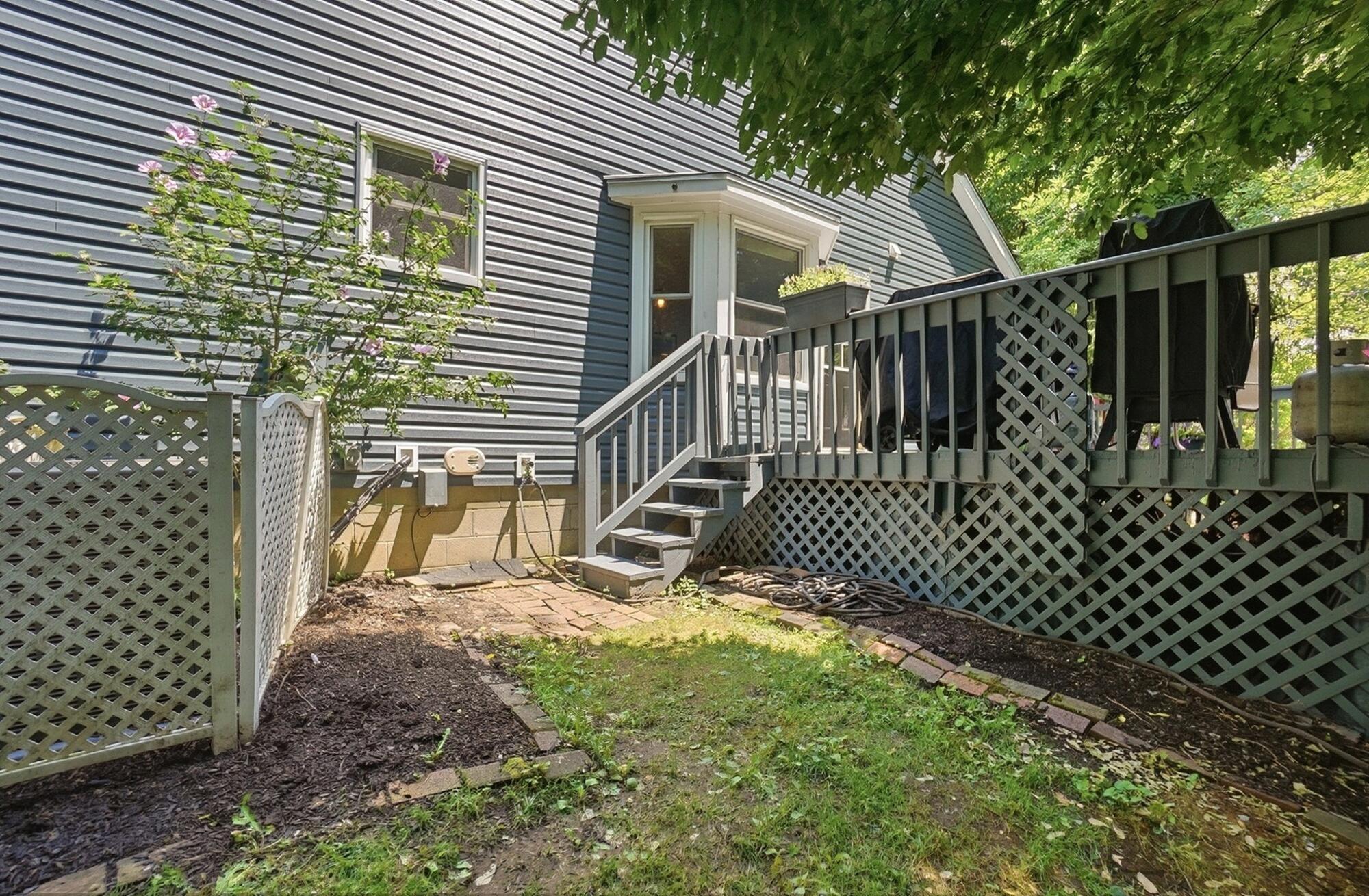 5203 Hickory Grove