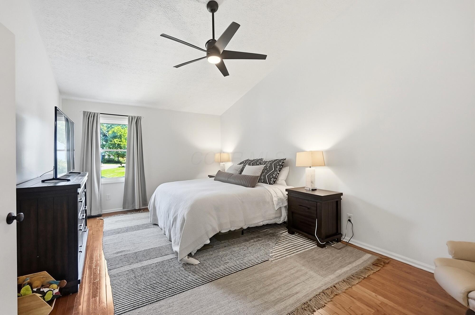 5203 Hickory Grove