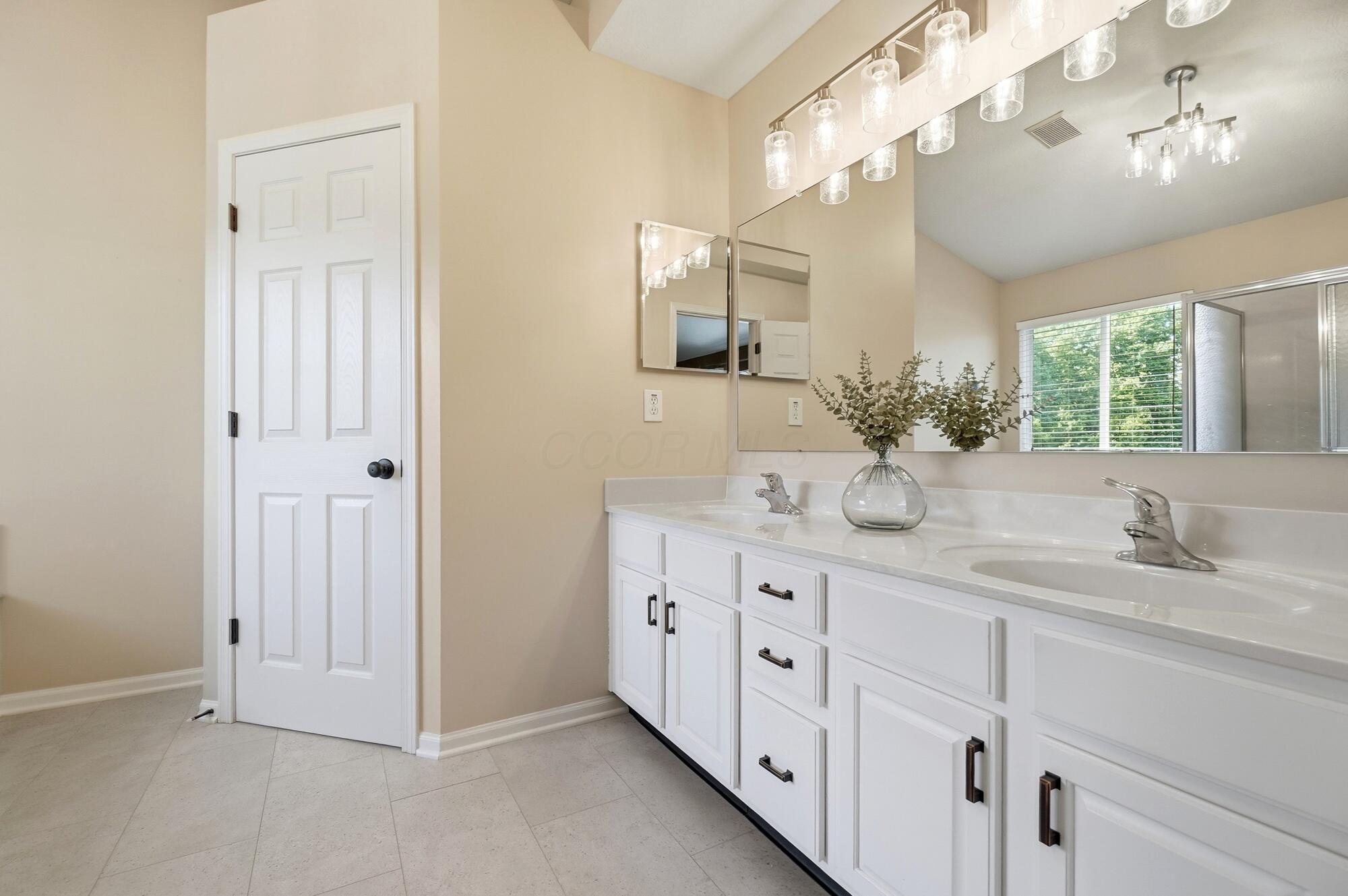 5817 Edgebrook Drive