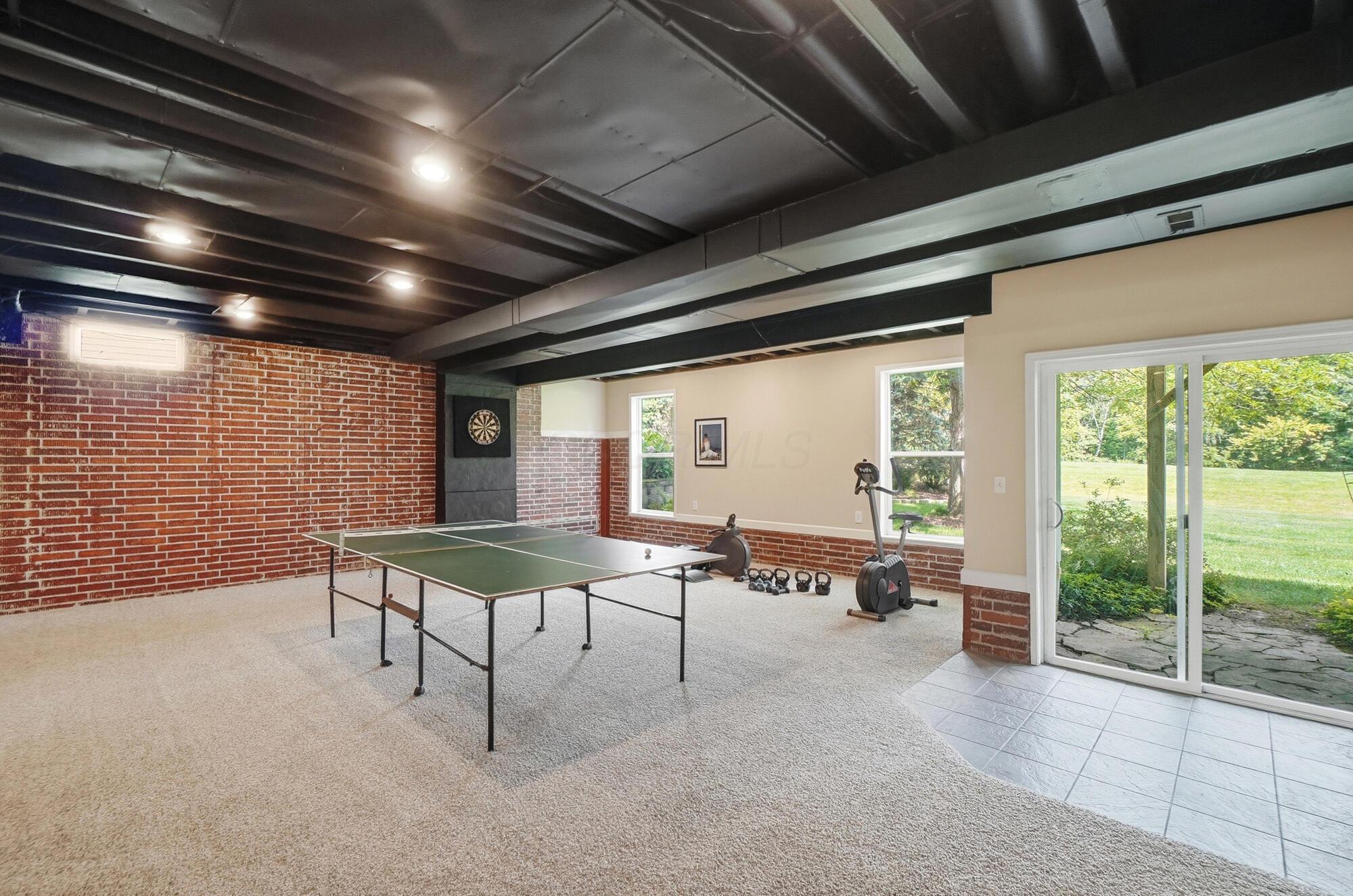 5817 Edgebrook Drive