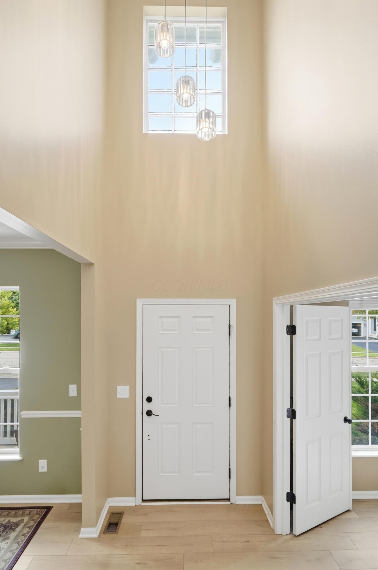 5817 Edgebrook Drive