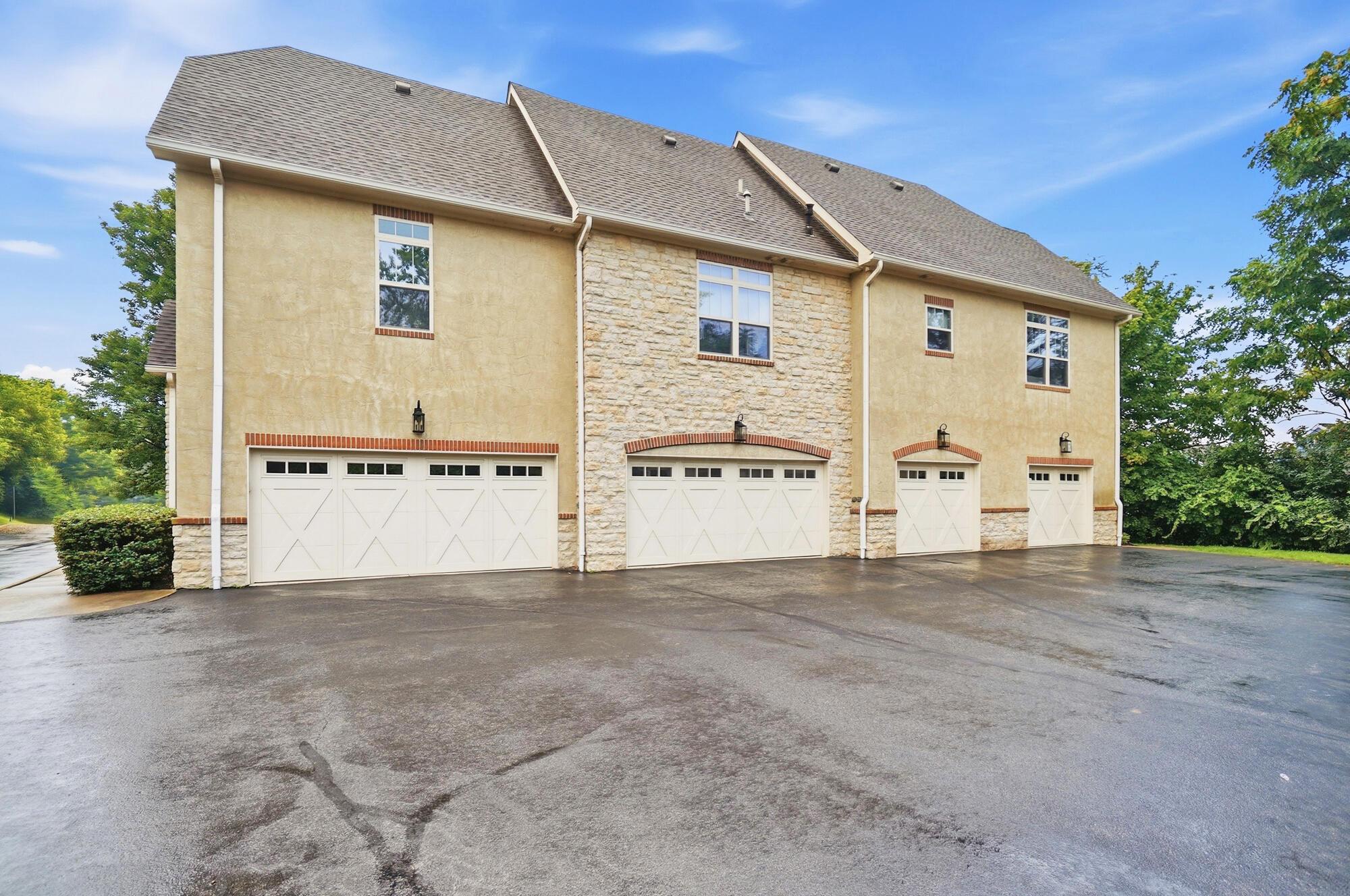 2403 Keep Place