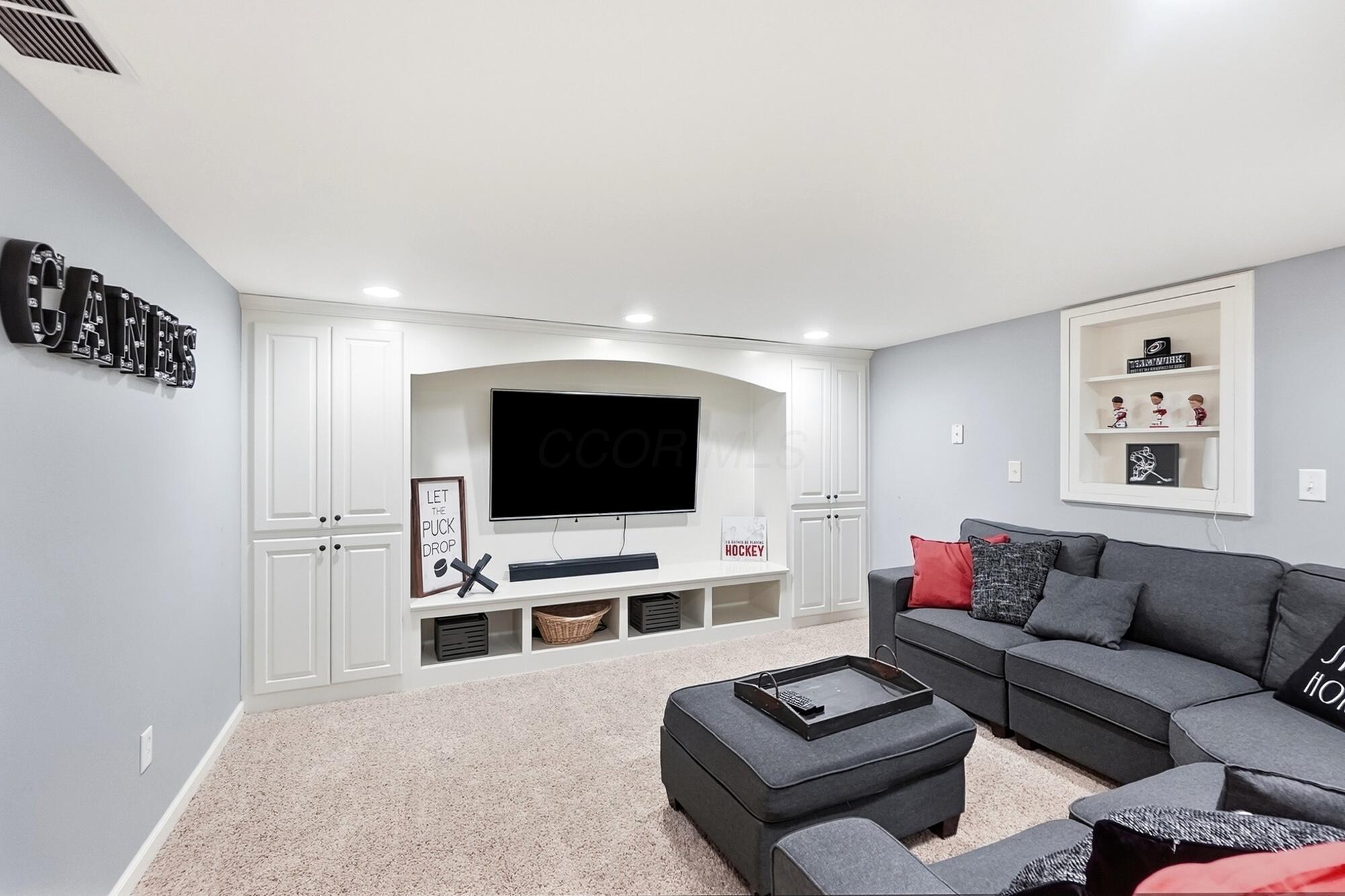 9401 Traceyton Drive