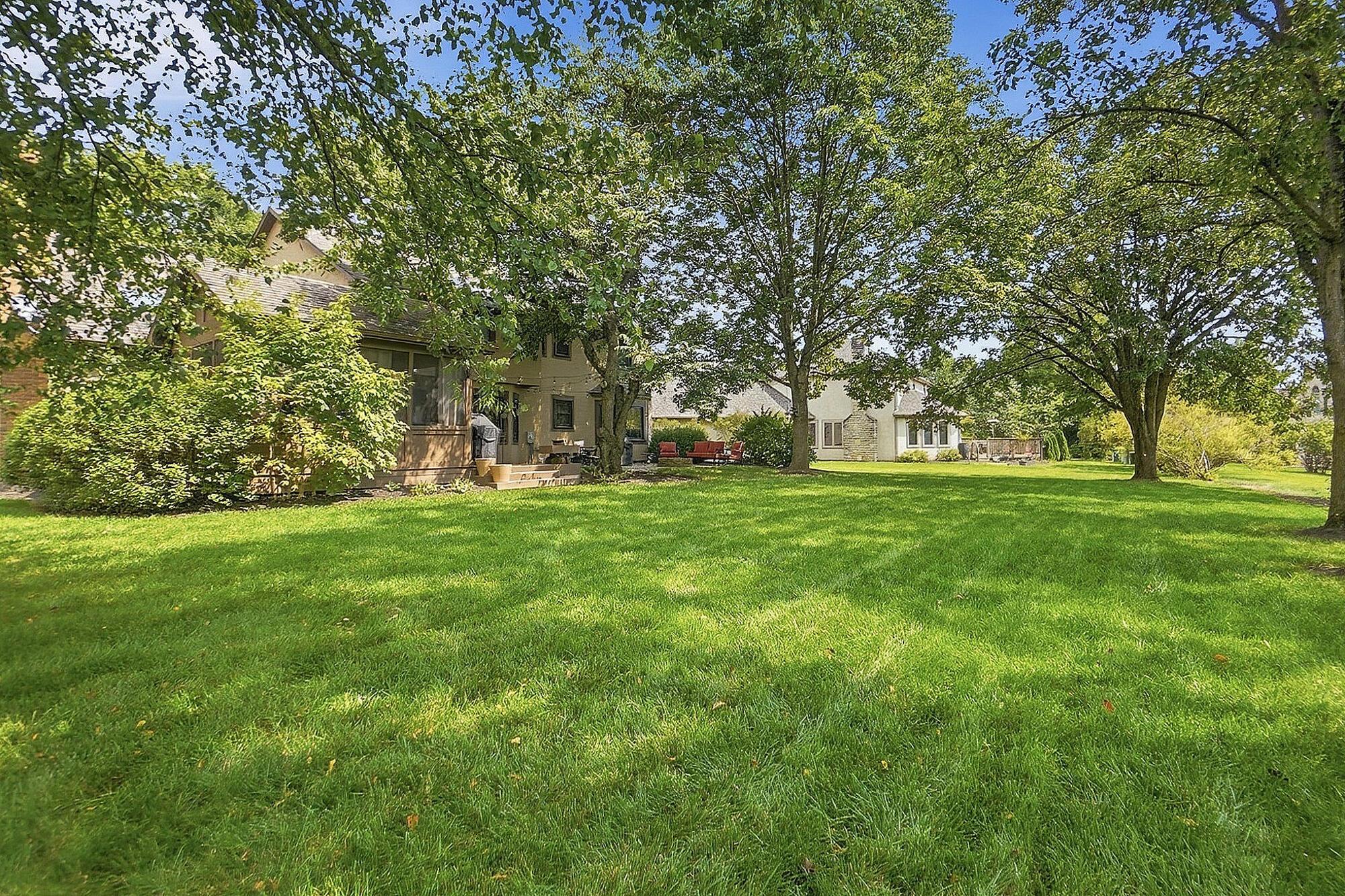 9401 Traceyton Drive