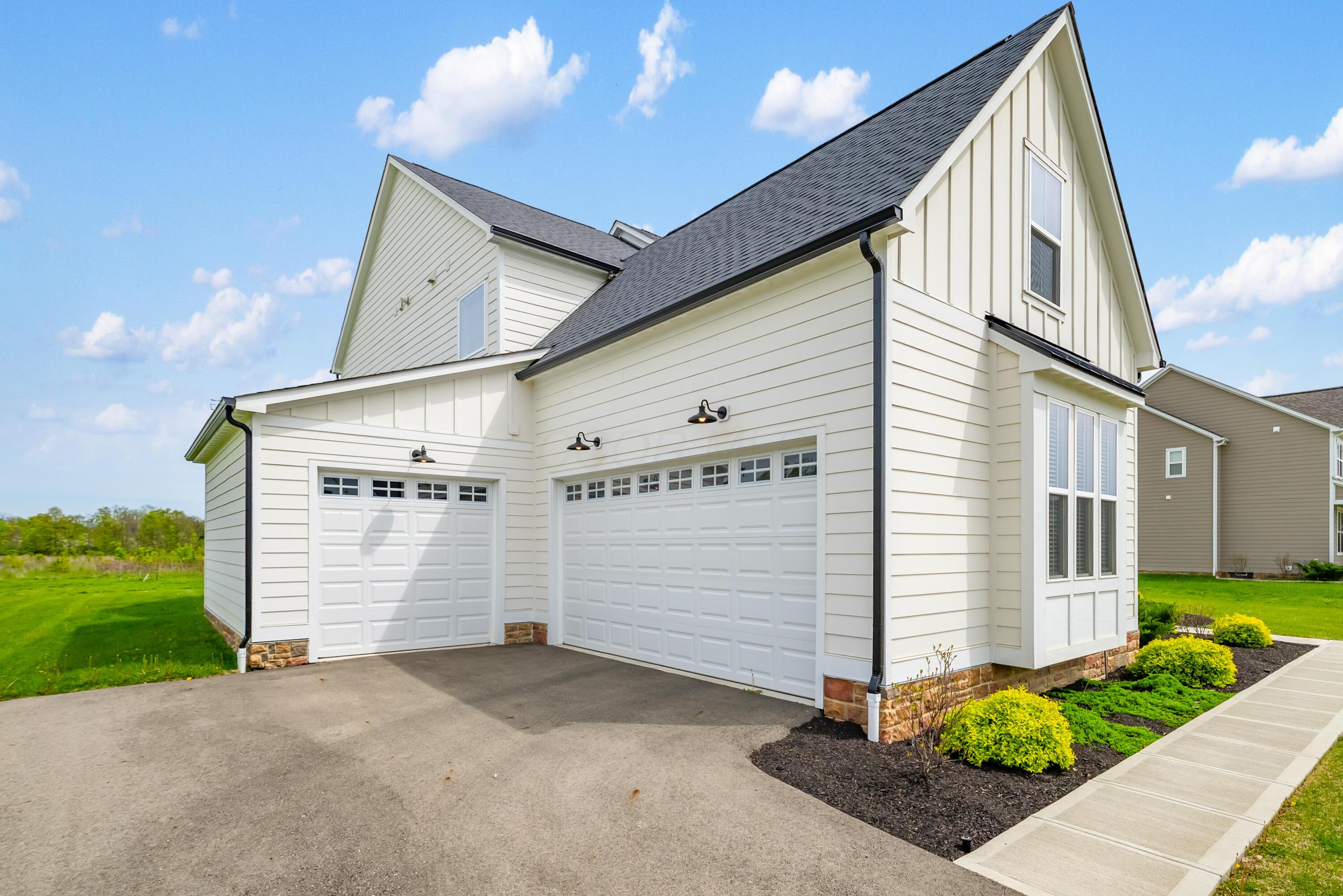 5789 Benton Lane