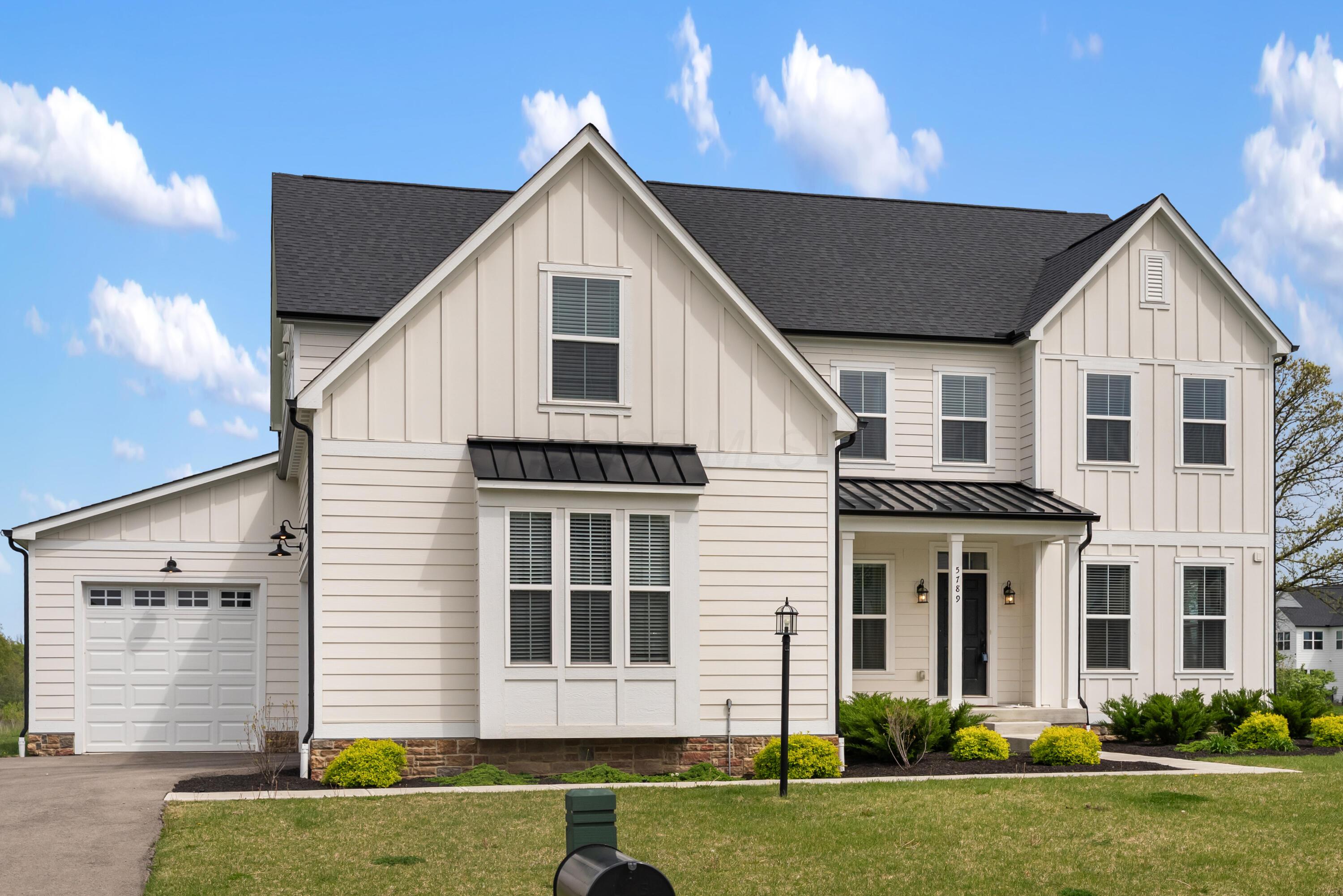 5789 Benton Lane