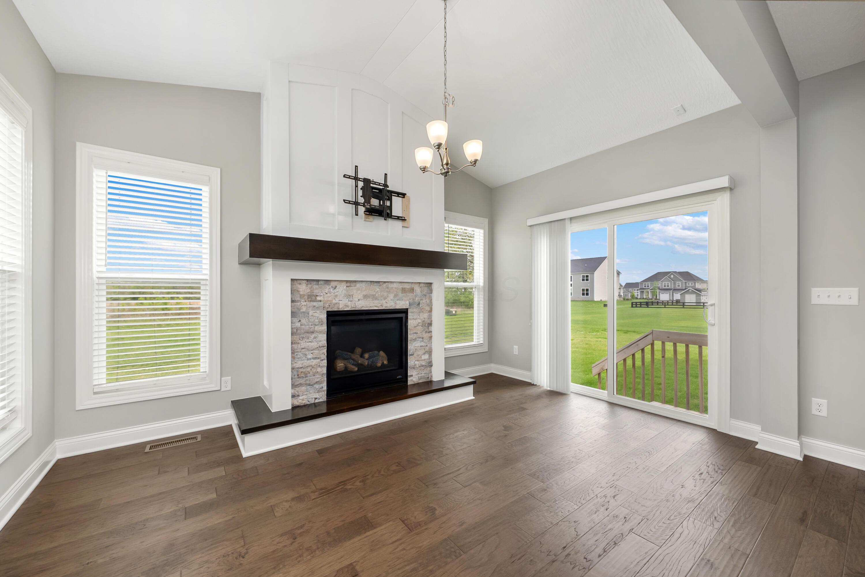 5789 Benton Lane
