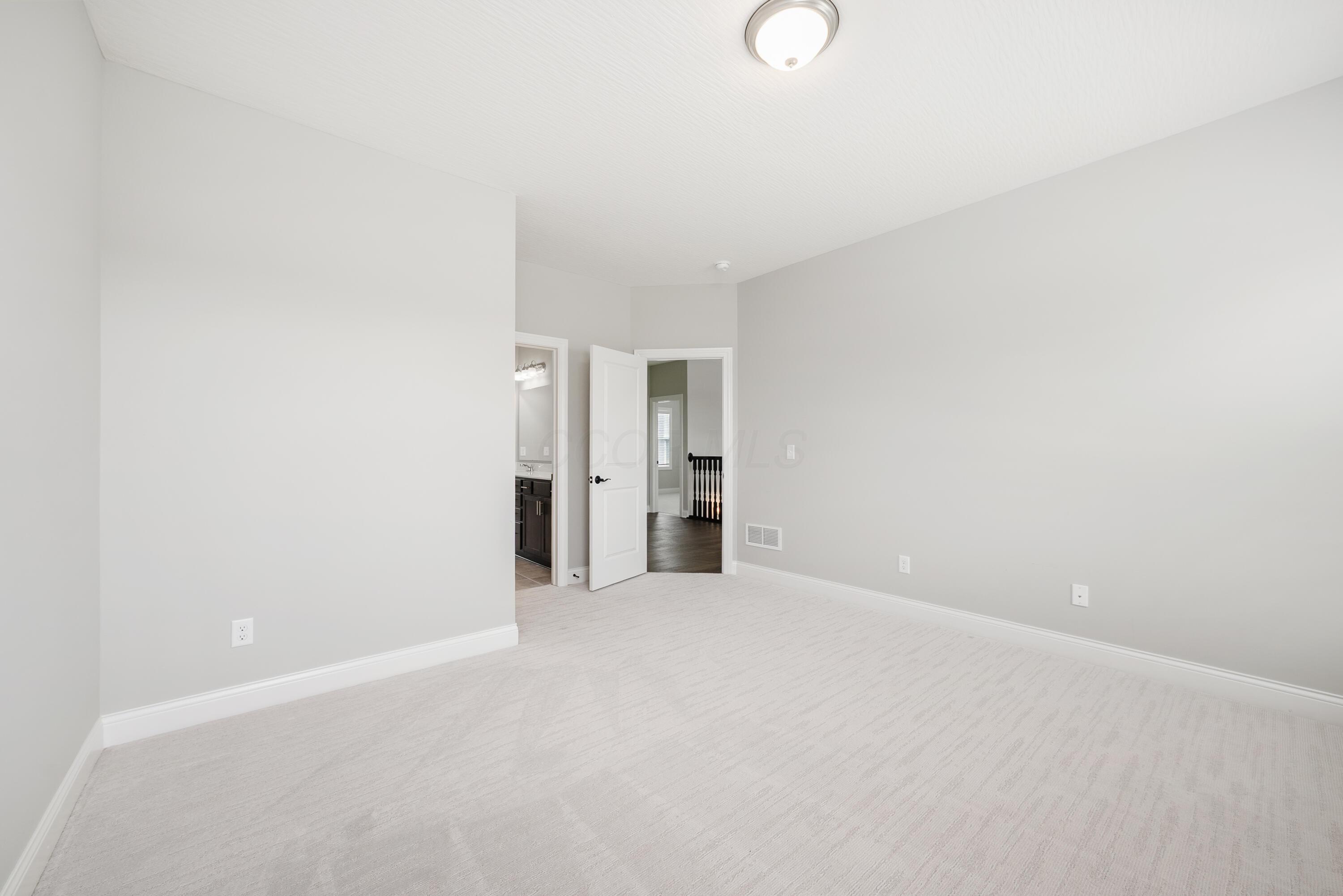 5789 Benton Lane