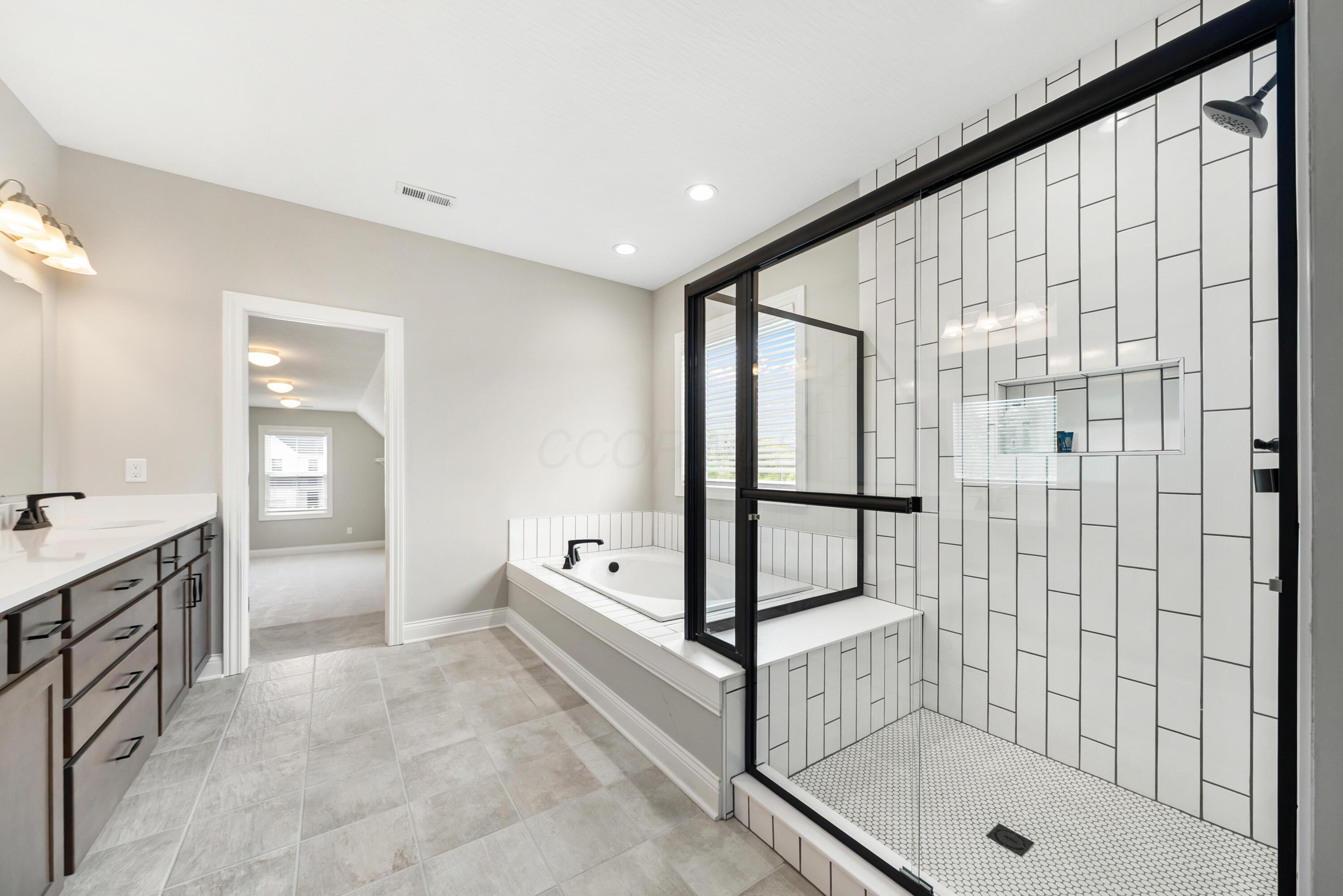 5789 Benton Lane