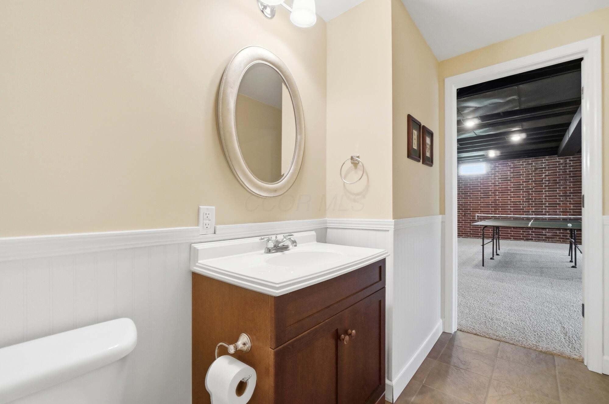 5817 Edgebrook Drive