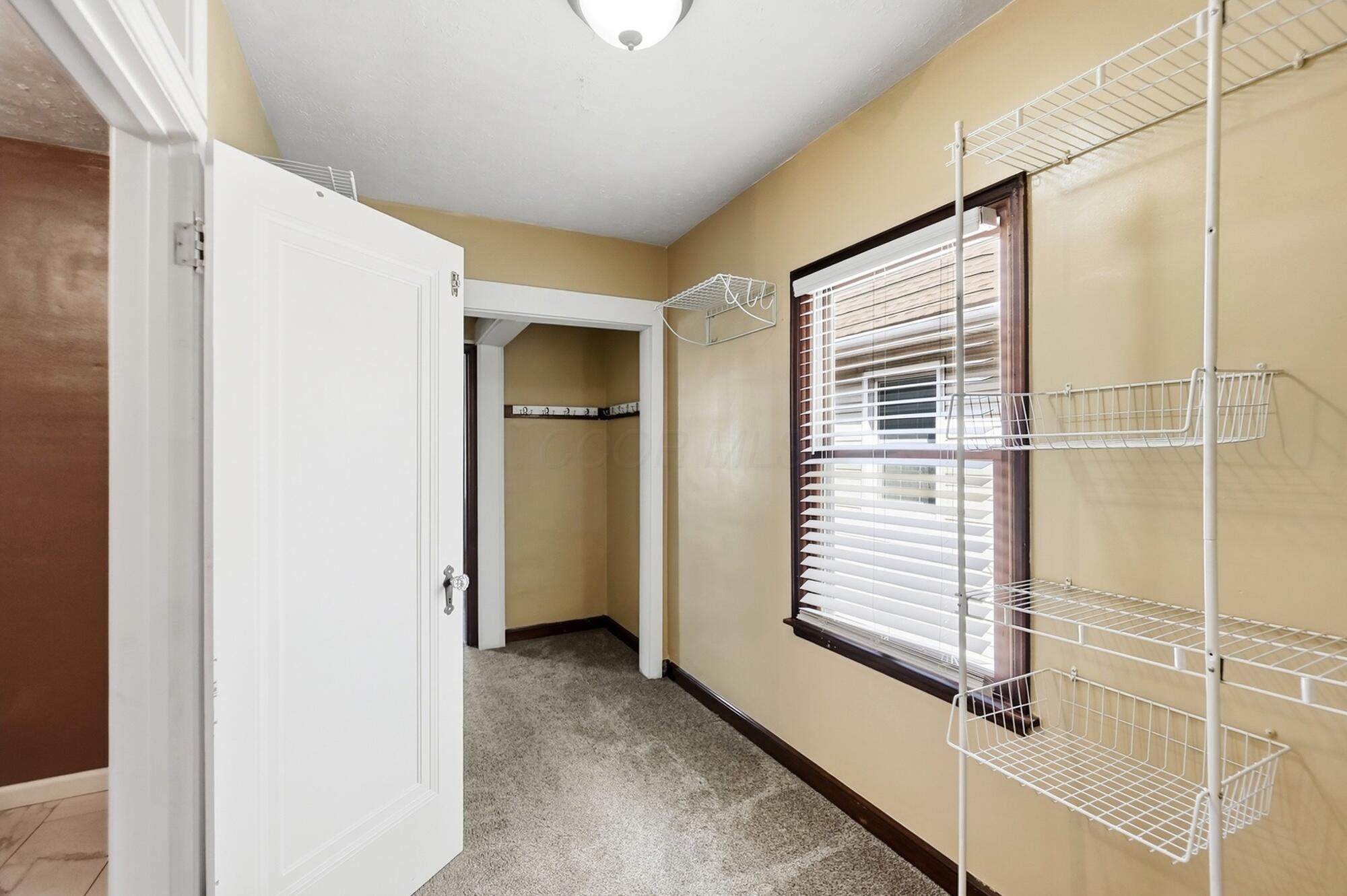 1404 Meadow Road