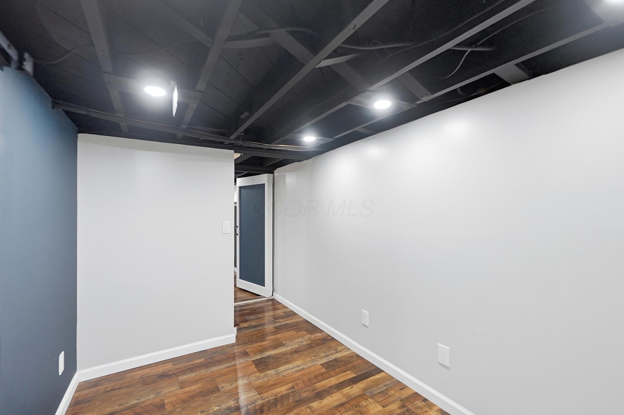 1404 Meadow Road