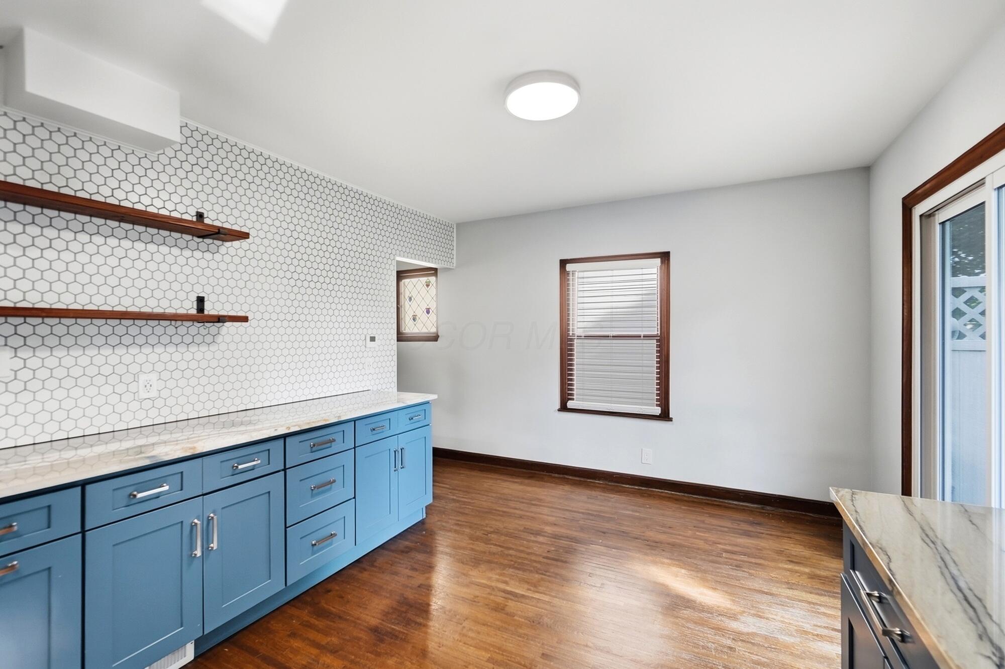 1404 Meadow Road