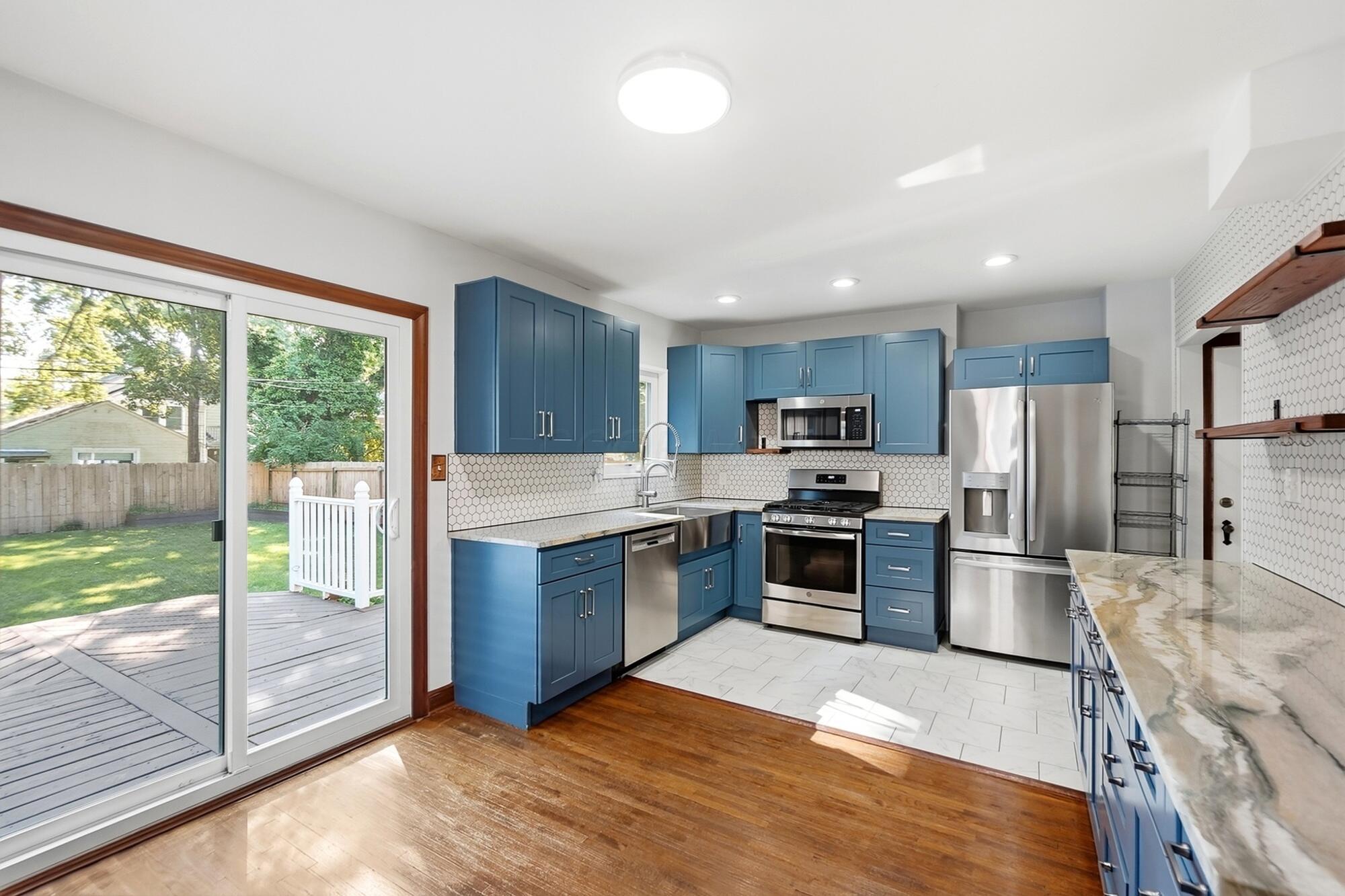 1404 Meadow Road