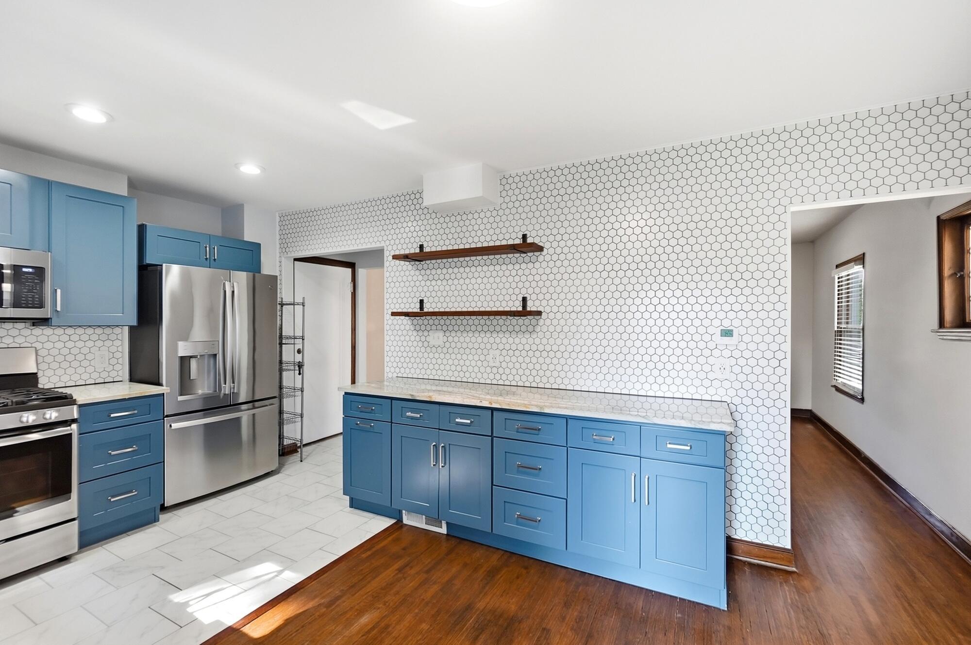 1404 Meadow Road
