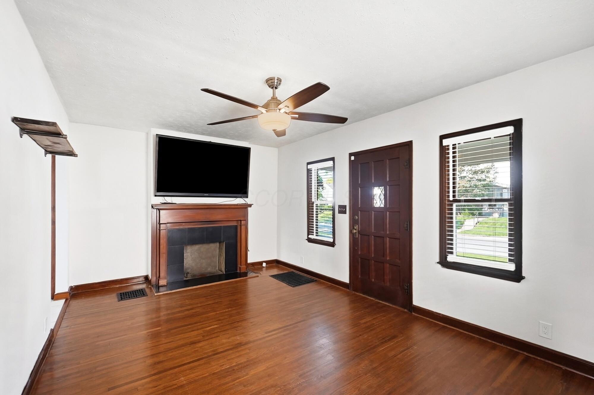 1404 Meadow Road