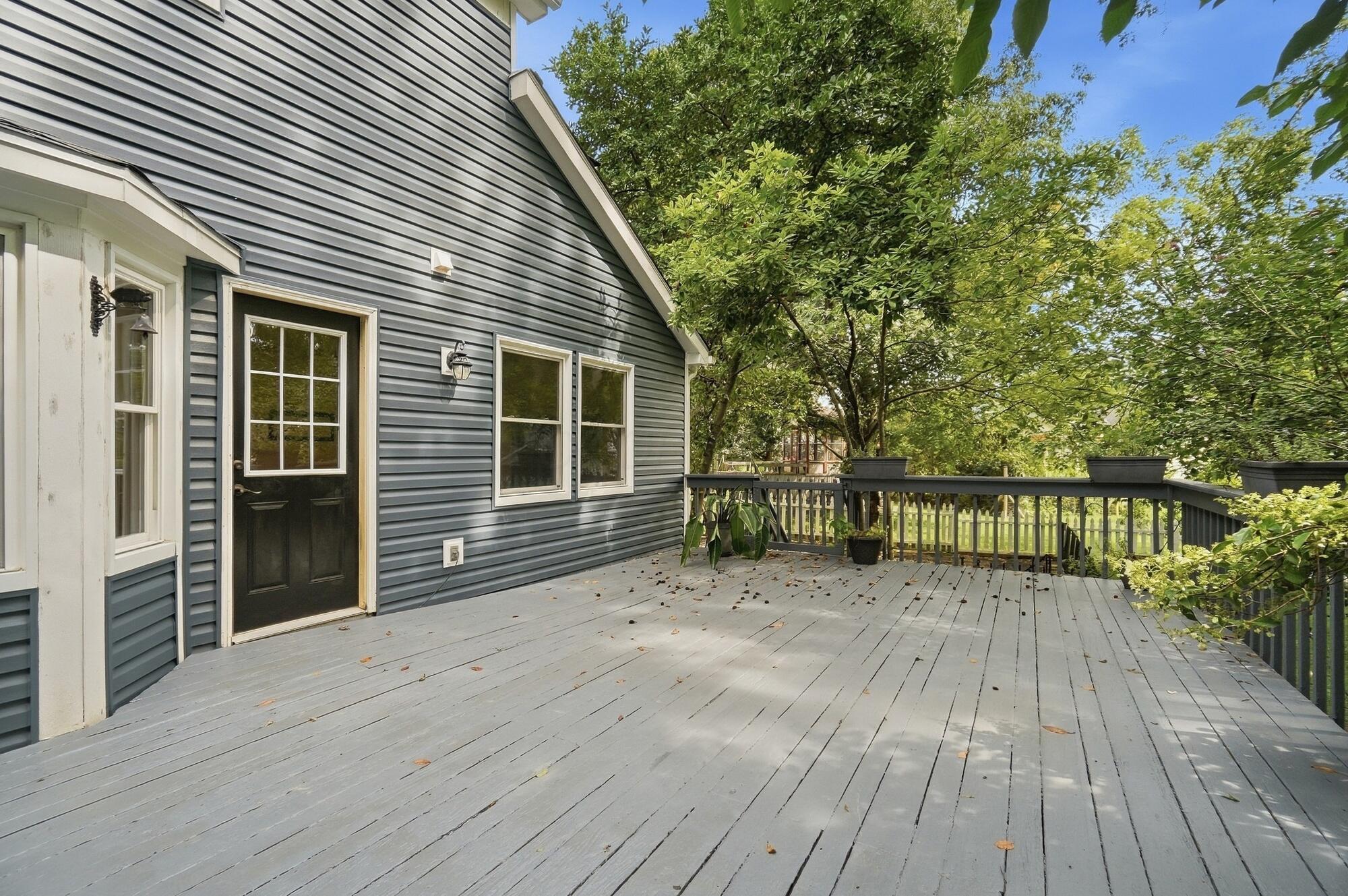 5203 Hickory Grove