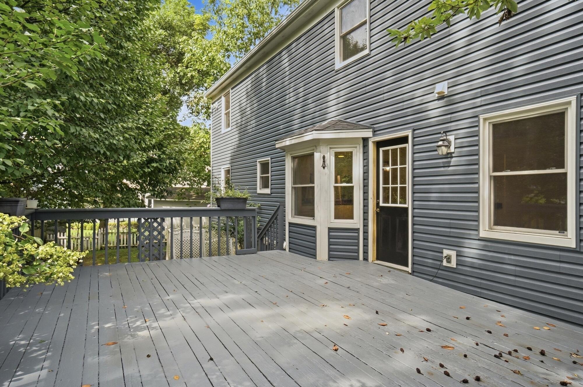 5203 Hickory Grove