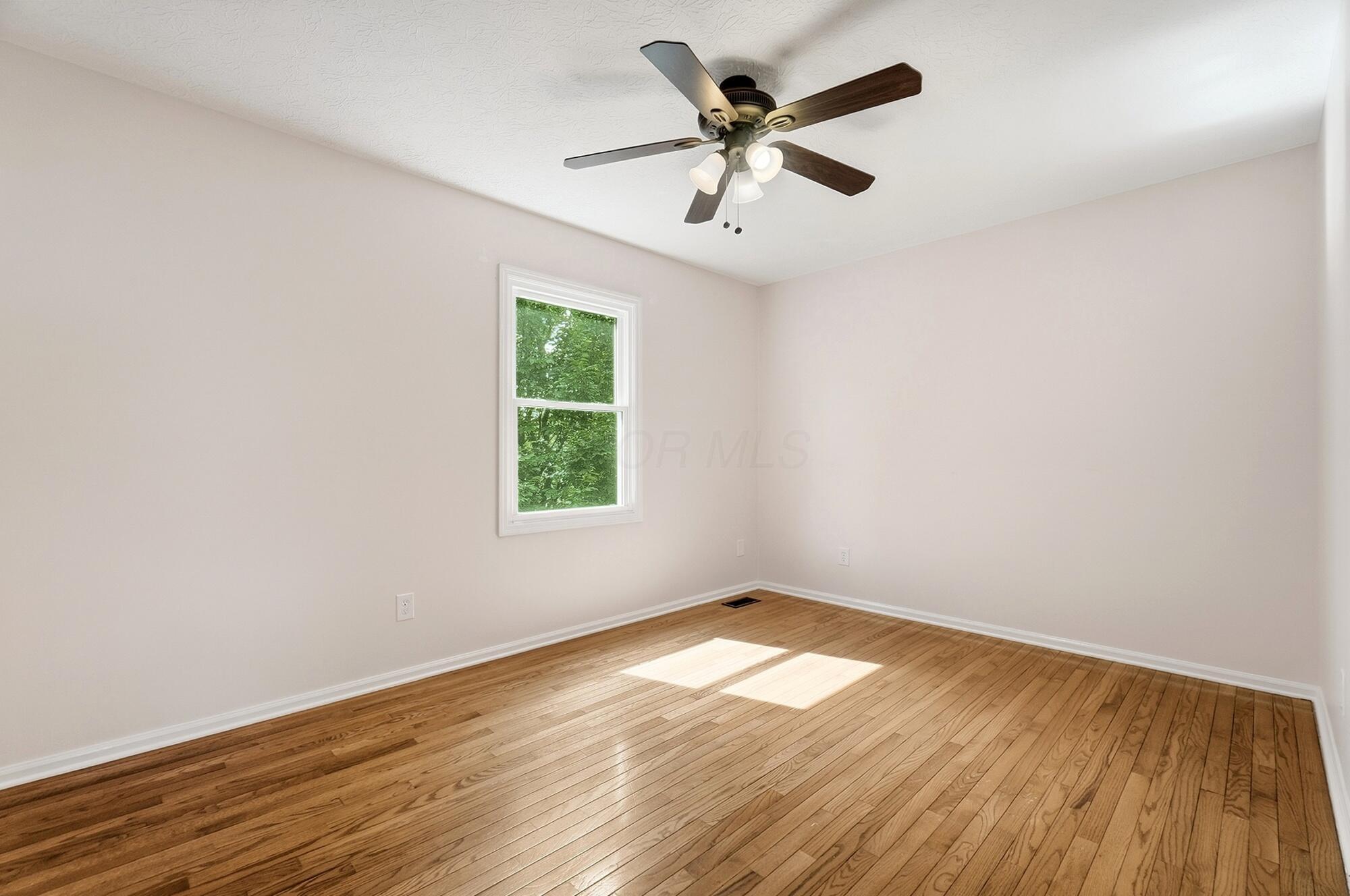 5203 Hickory Grove
