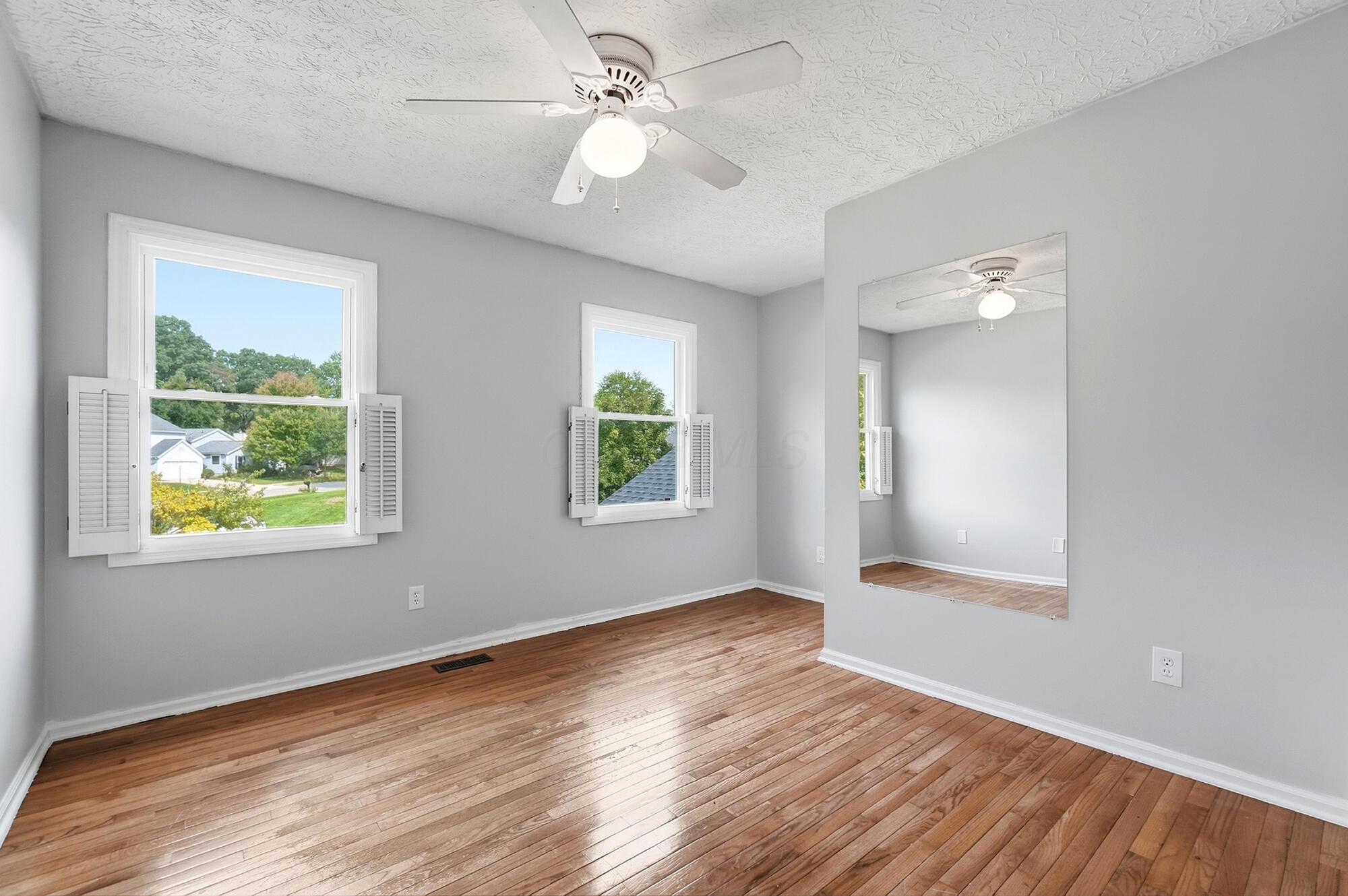 5203 Hickory Grove