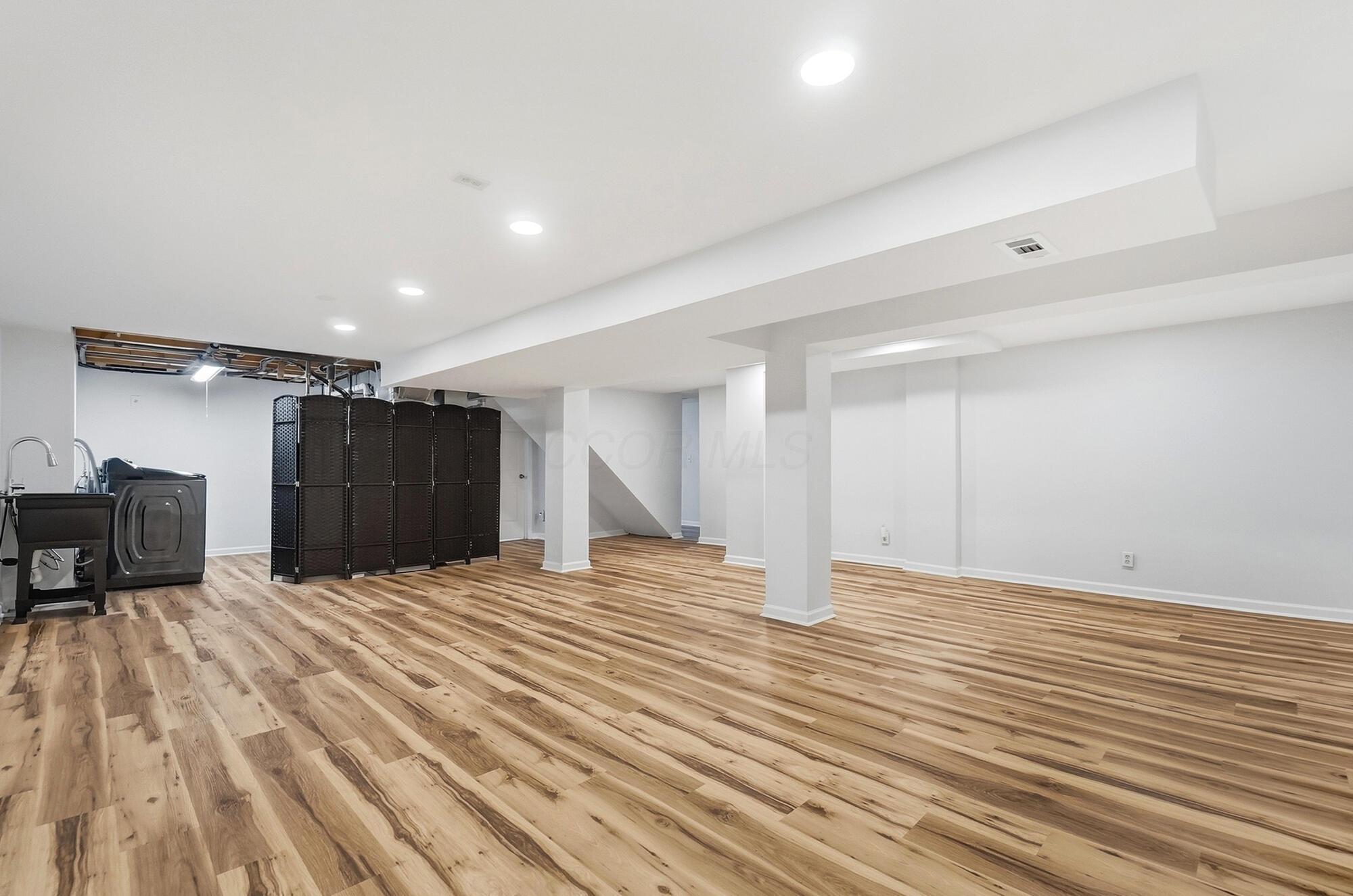 5203 Hickory Grove
