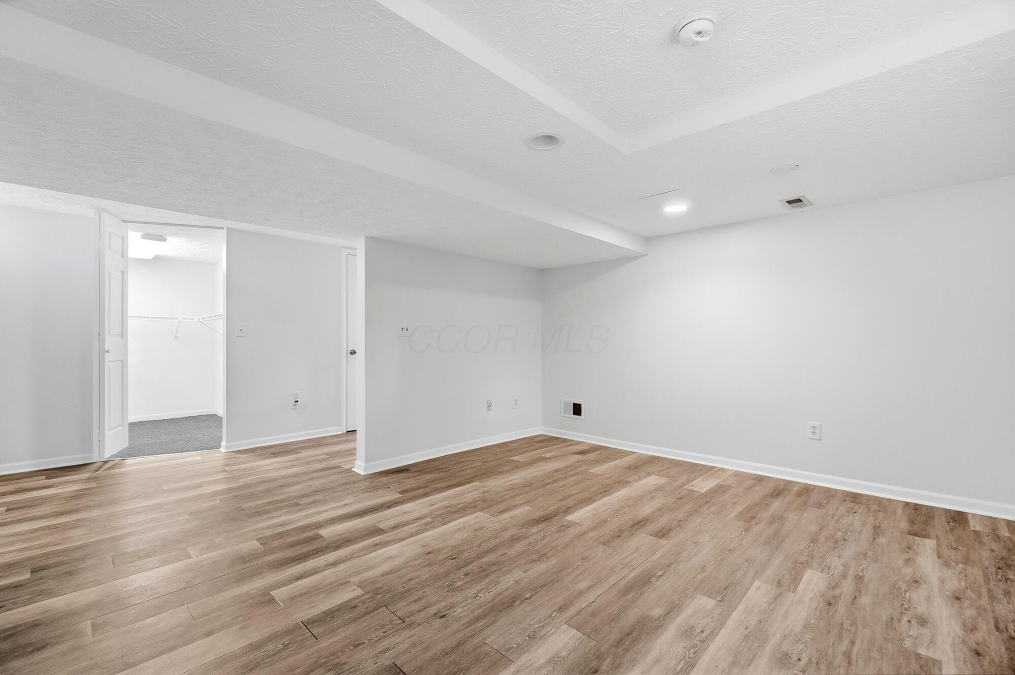 5203 Hickory Grove