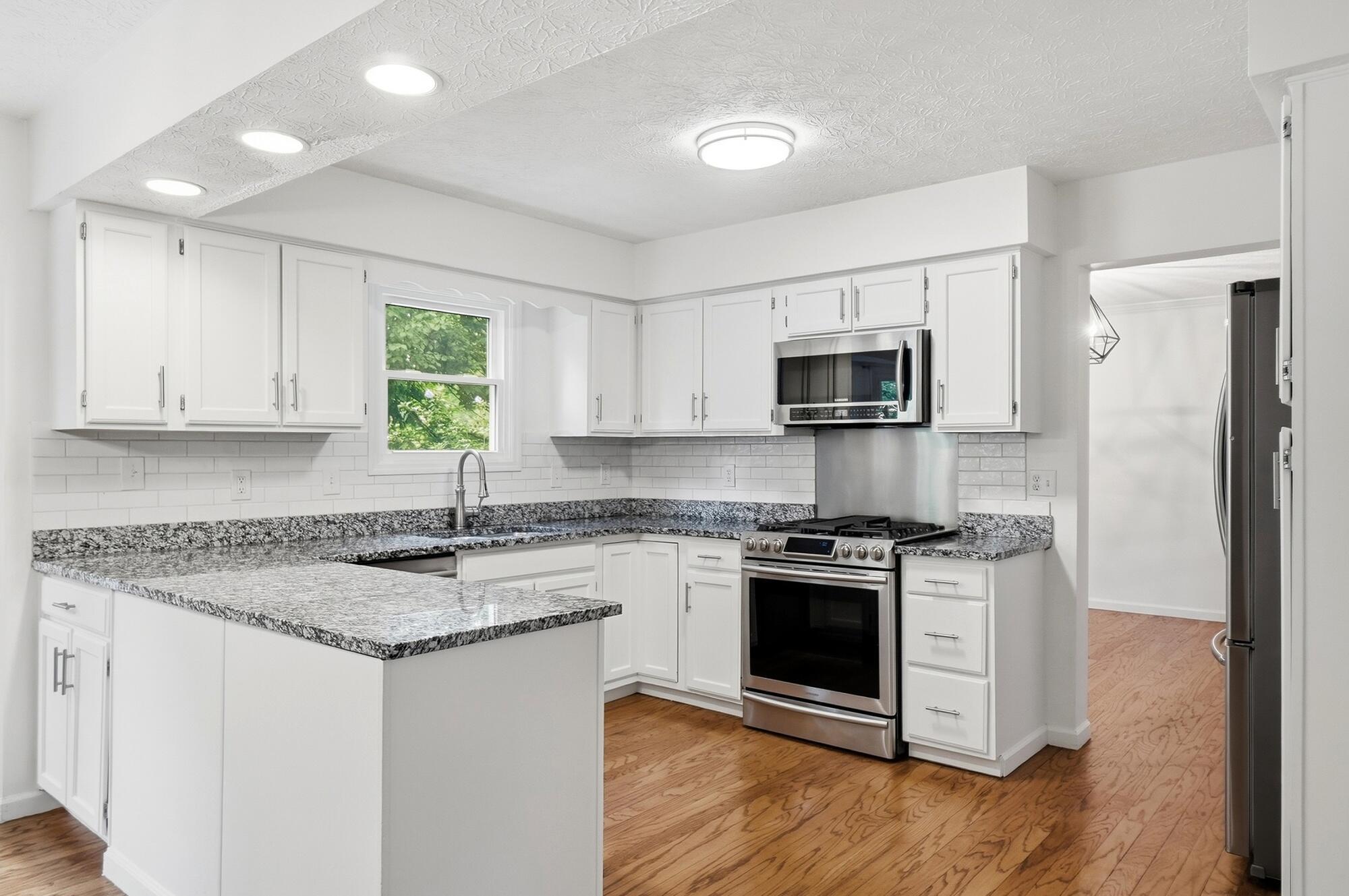 5203 Hickory Grove