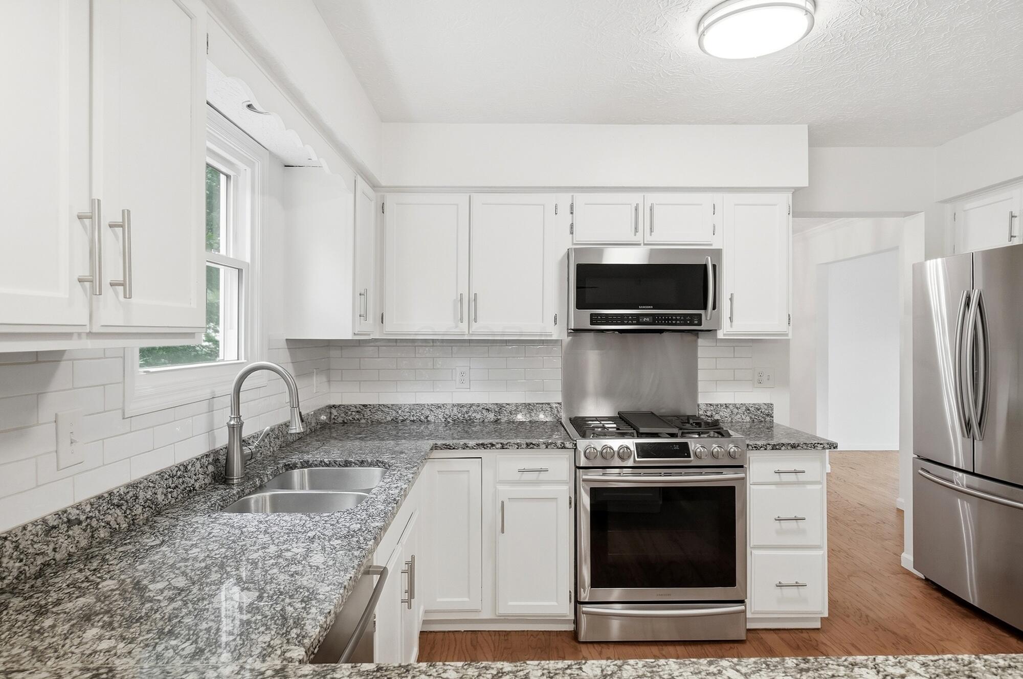 5203 Hickory Grove