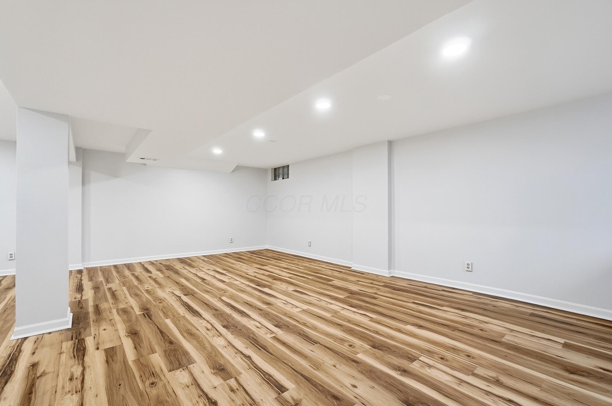 5203 Hickory Grove