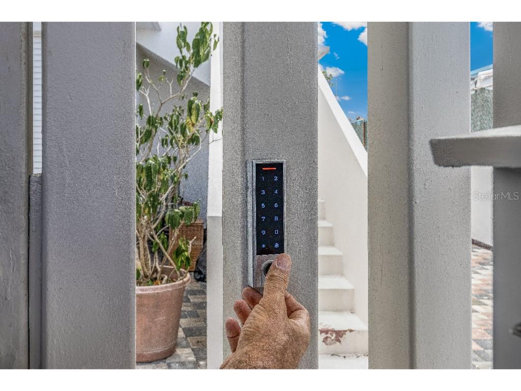 60 ISMAEL RIVERA ST #1-3