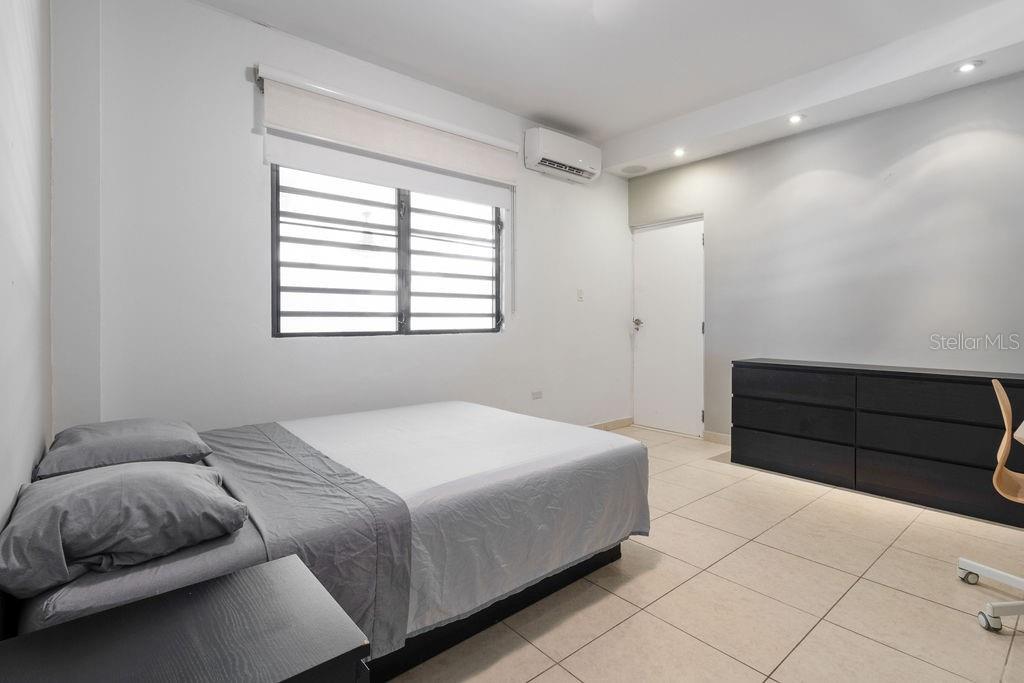 3 MALAGA ST #OCEAN PARK