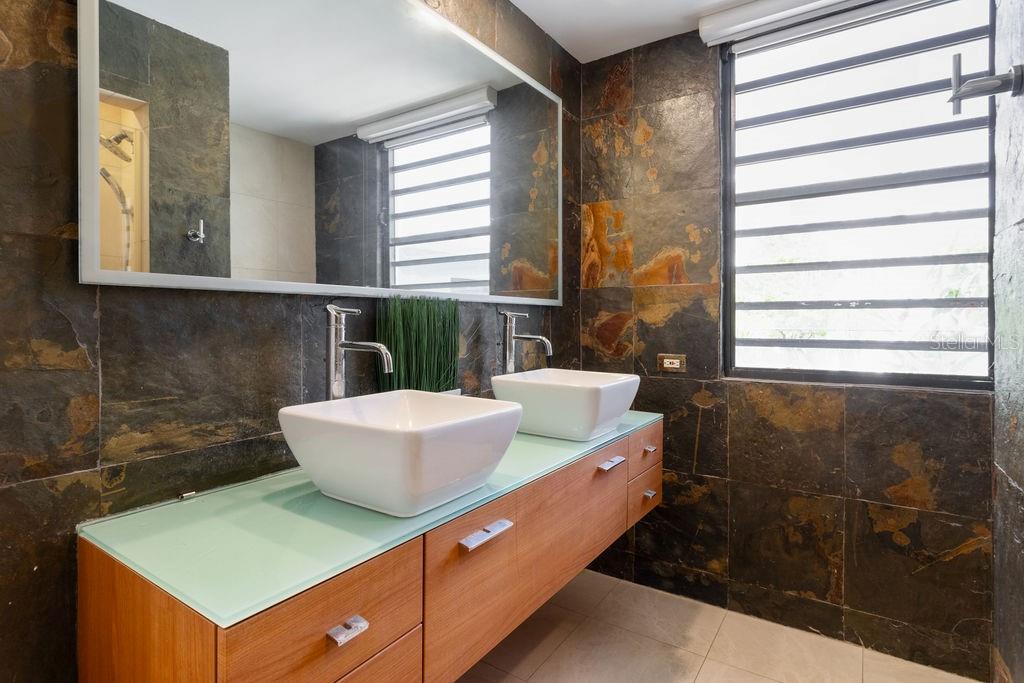 3 MALAGA ST #OCEAN PARK