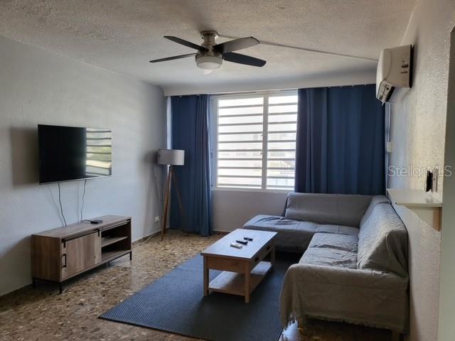 1131 ASHFORD AVE #003