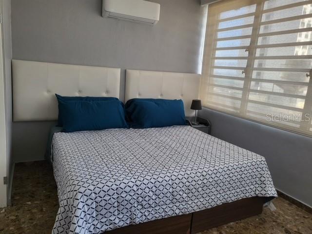 1131 ASHFORD AVE #003