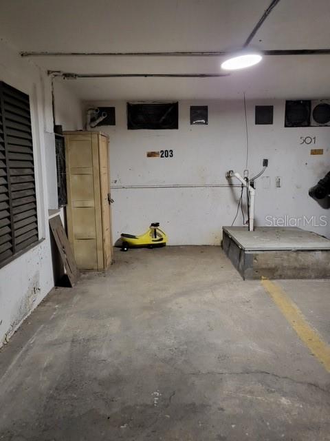 1131 ASHFORD AVE #003