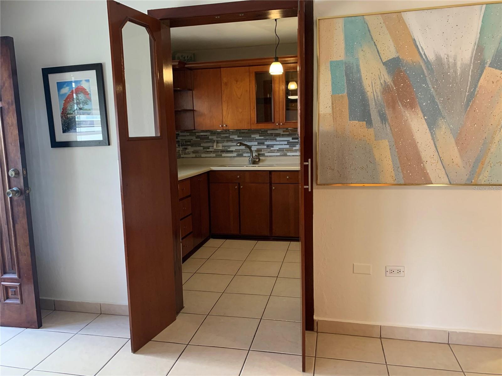 124 CONDADO ST #101