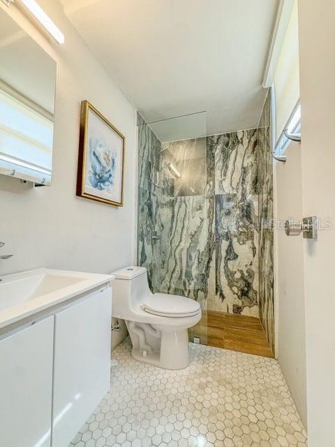 306 VILLAMIL ST #504