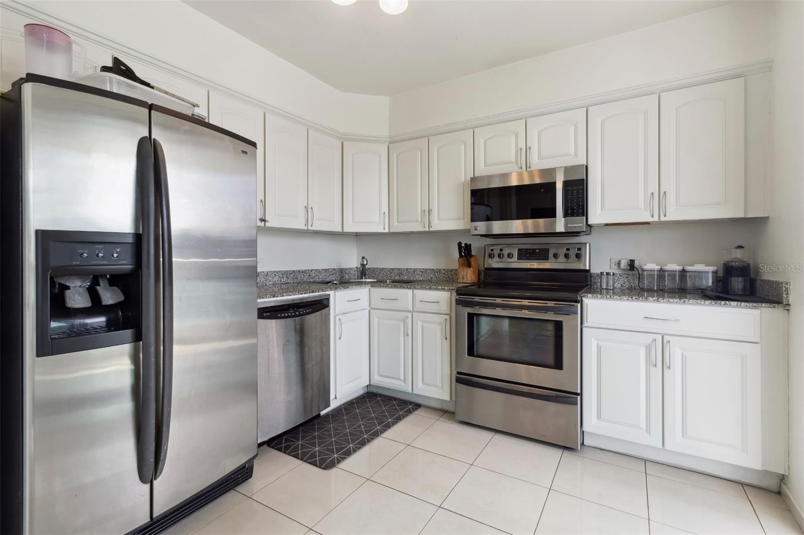 1362 MAGDALENA AVE E #1002