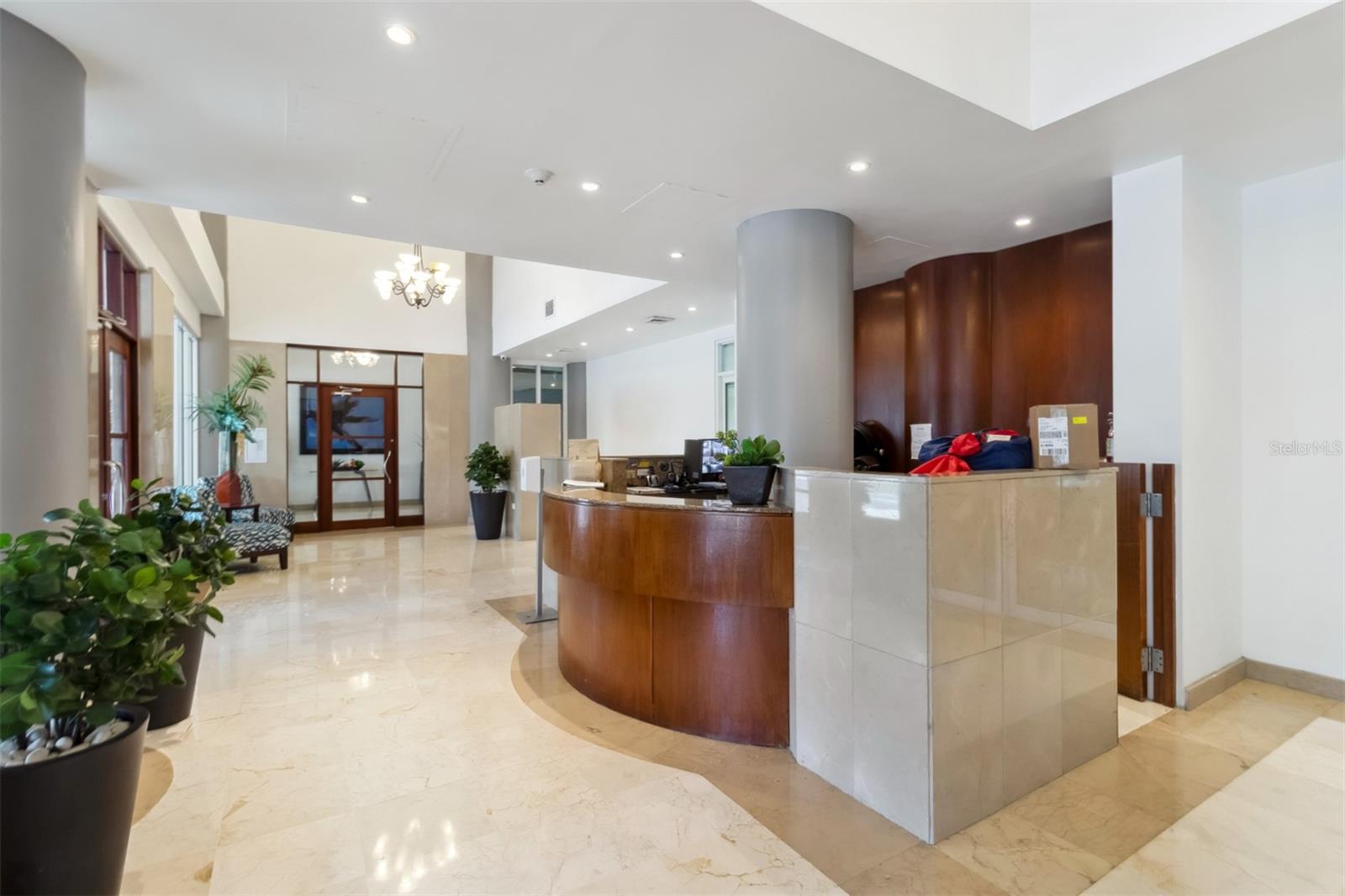 1362 MAGDALENA AVE E #1002