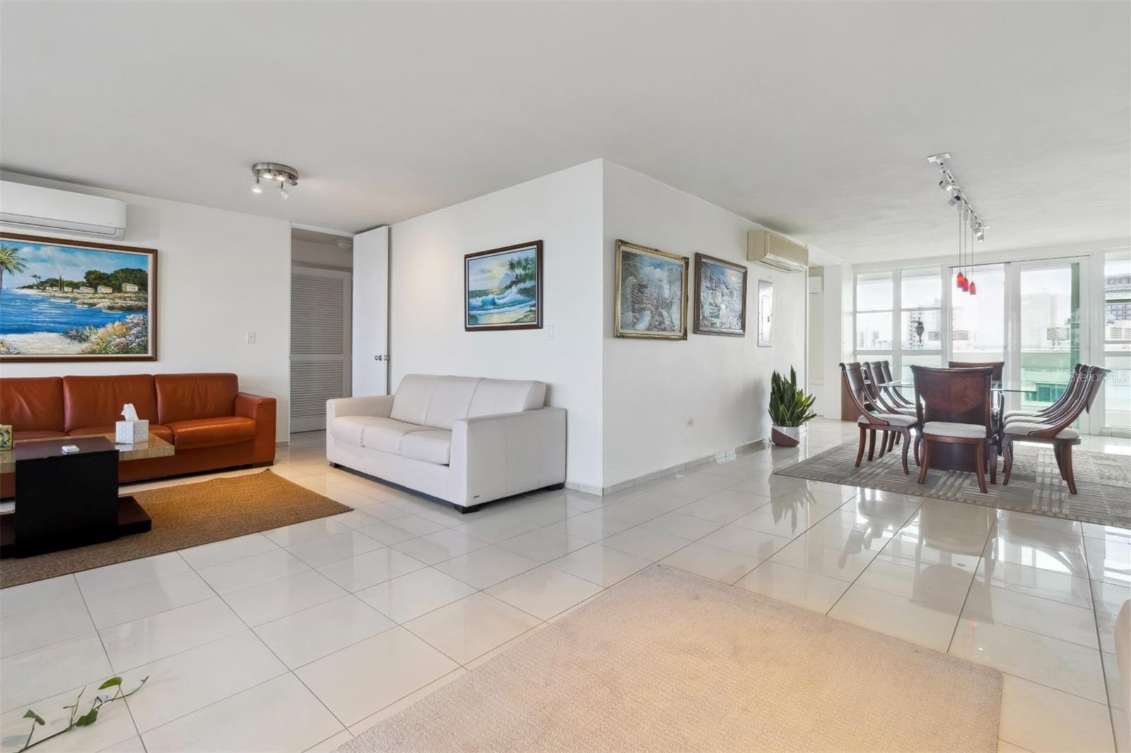 1362 MAGDALENA AVE E #1002