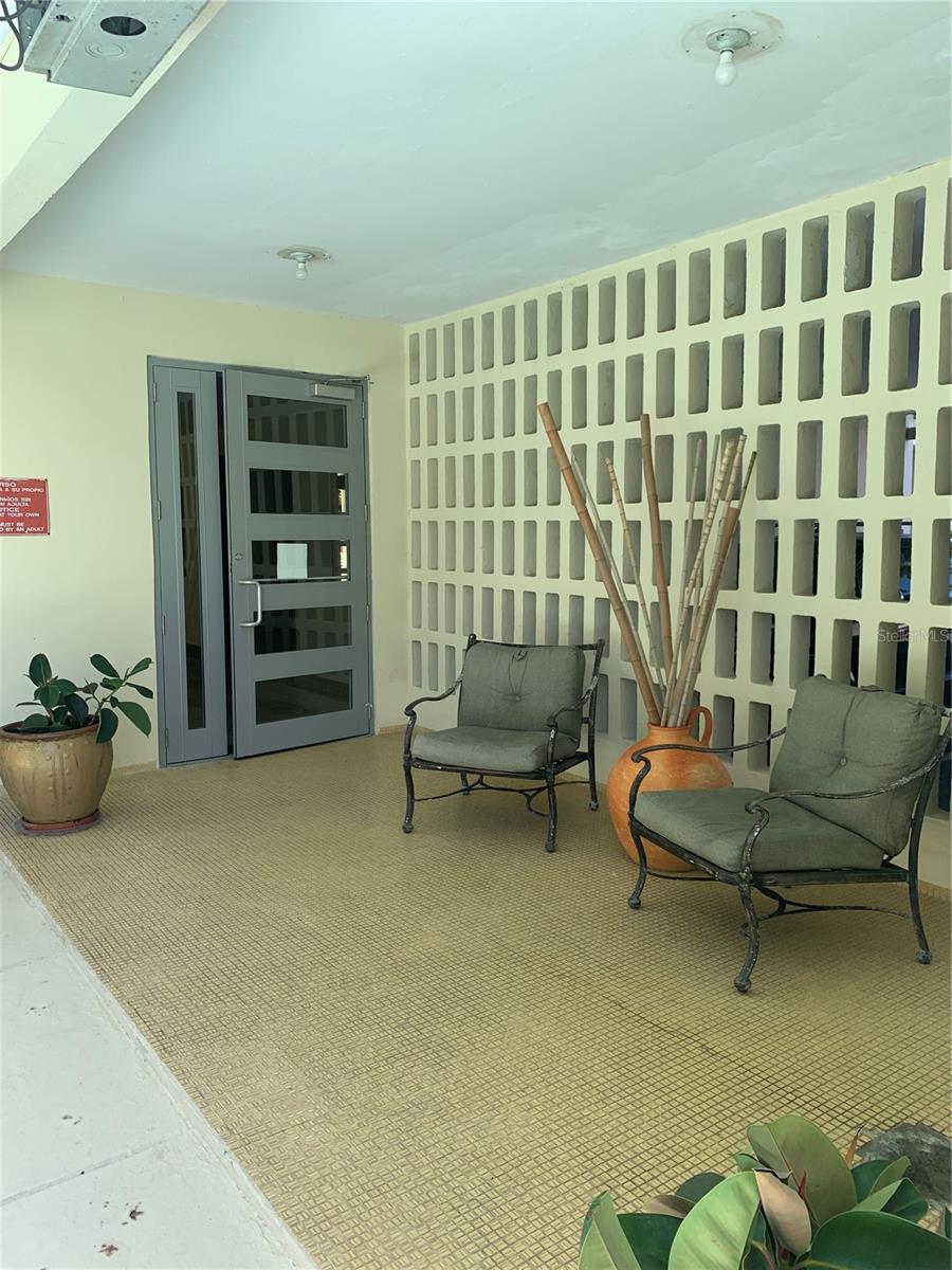 1802 MC LEARY AVE #802