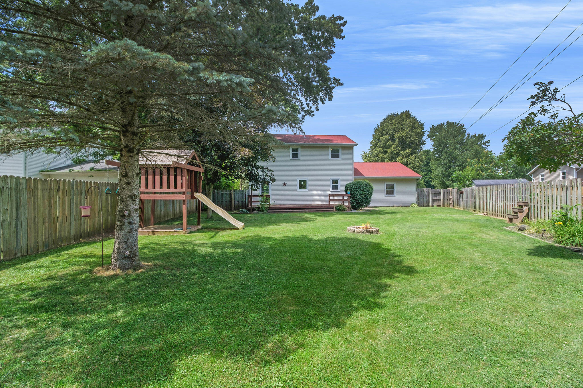 601 W George Court