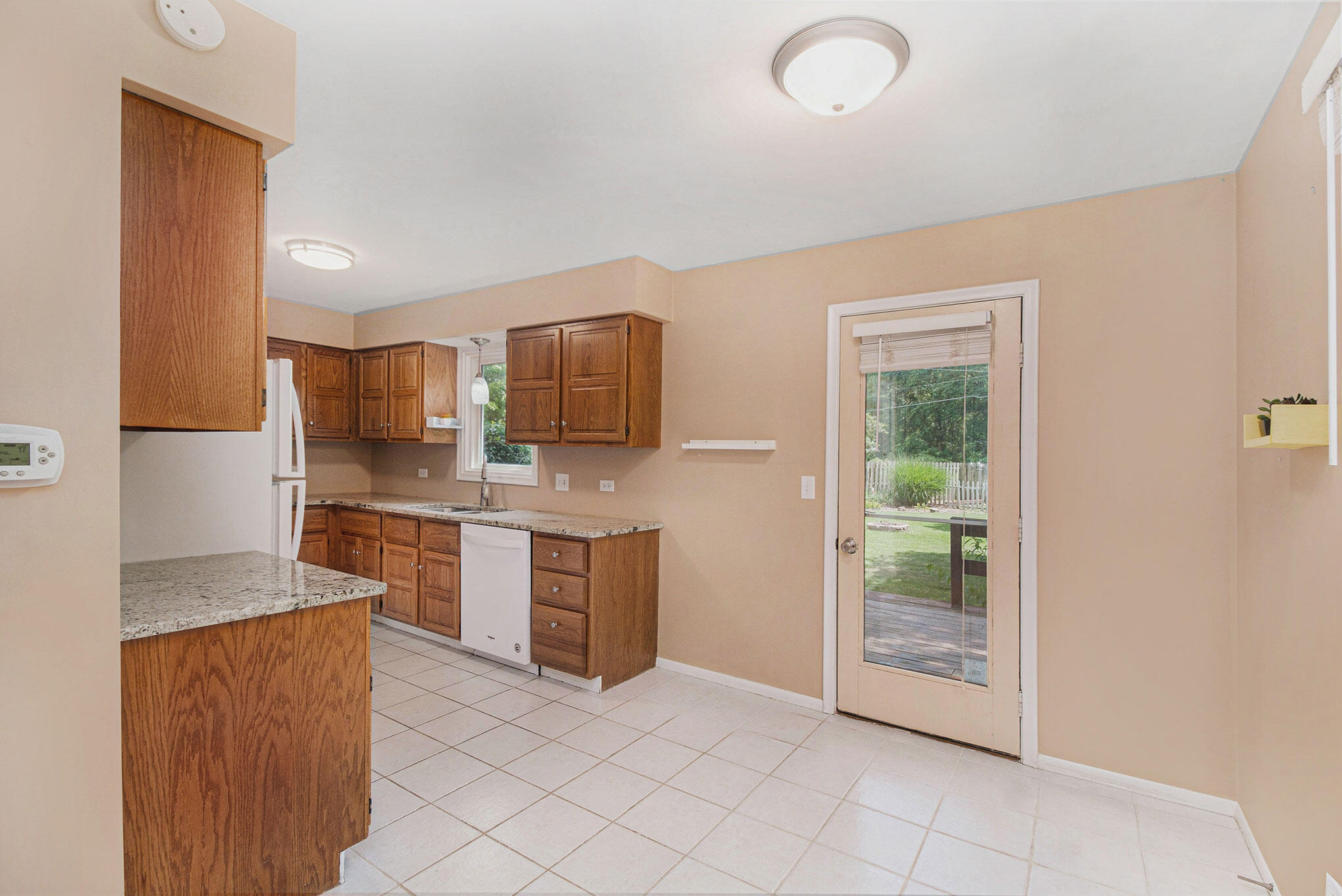 601 W George Court