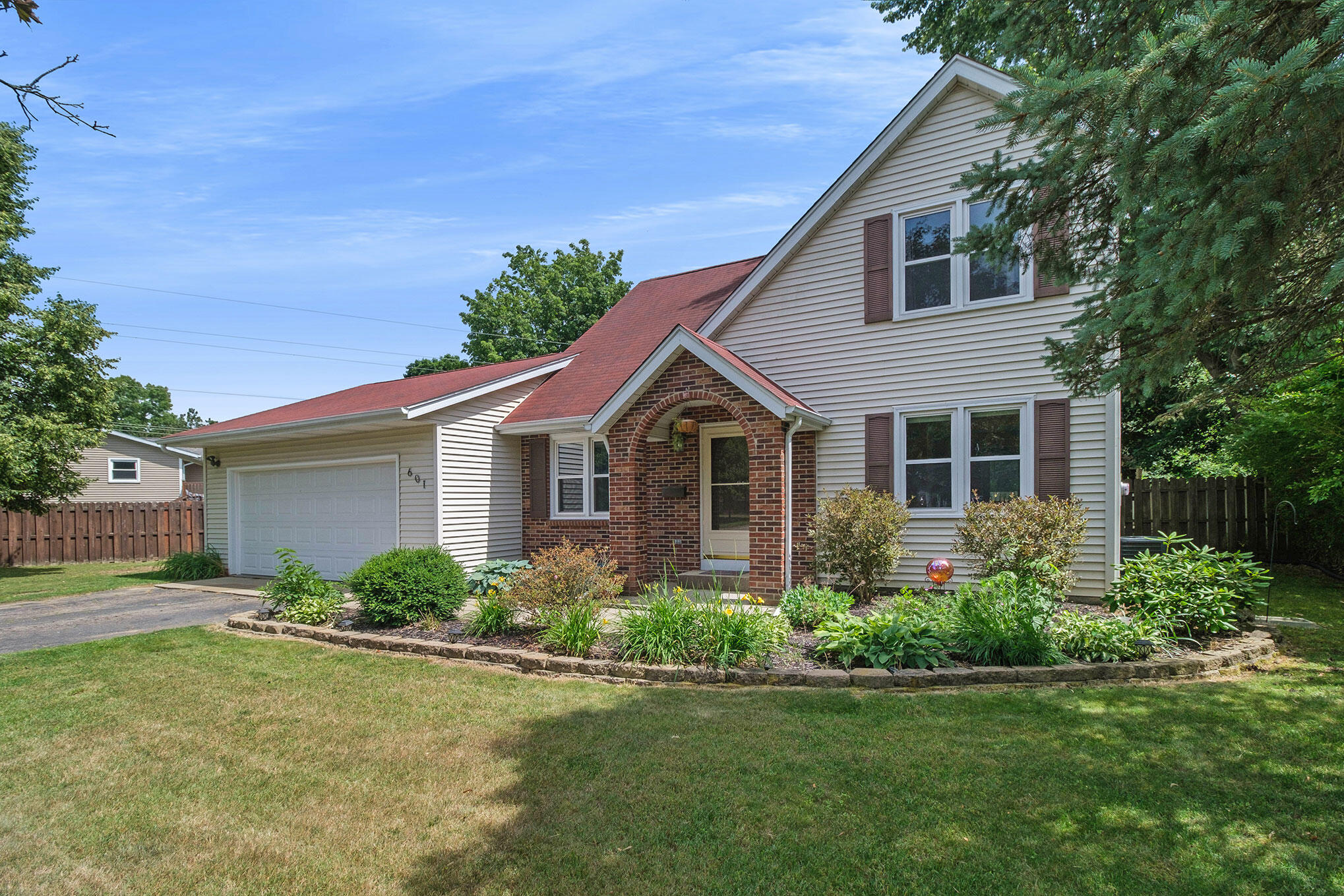 601 W George Court