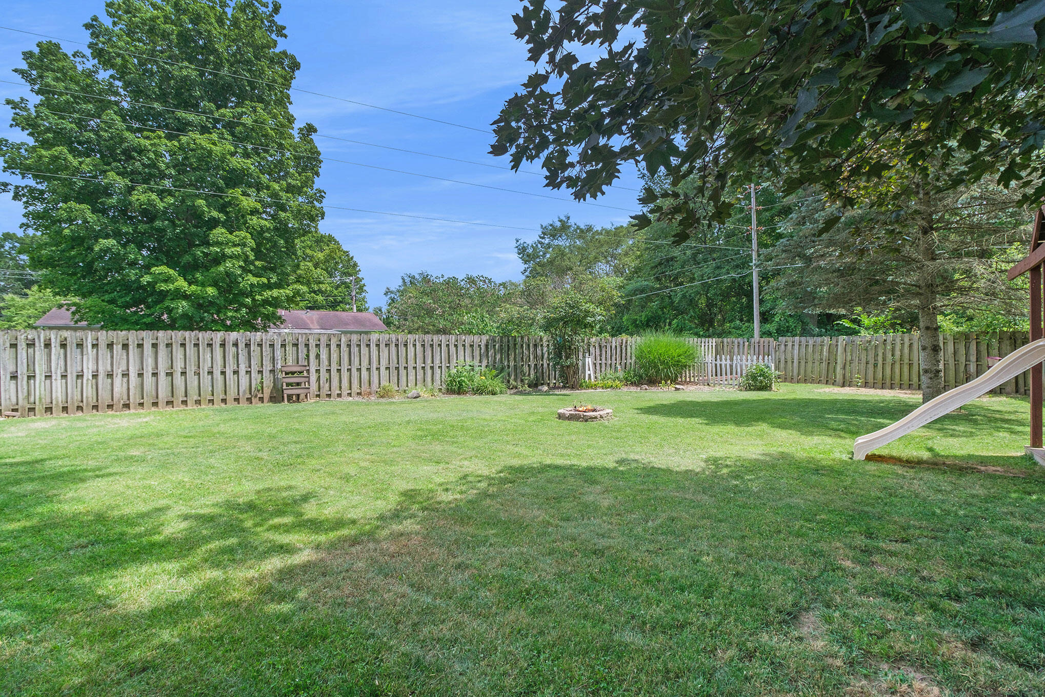 601 W George Court