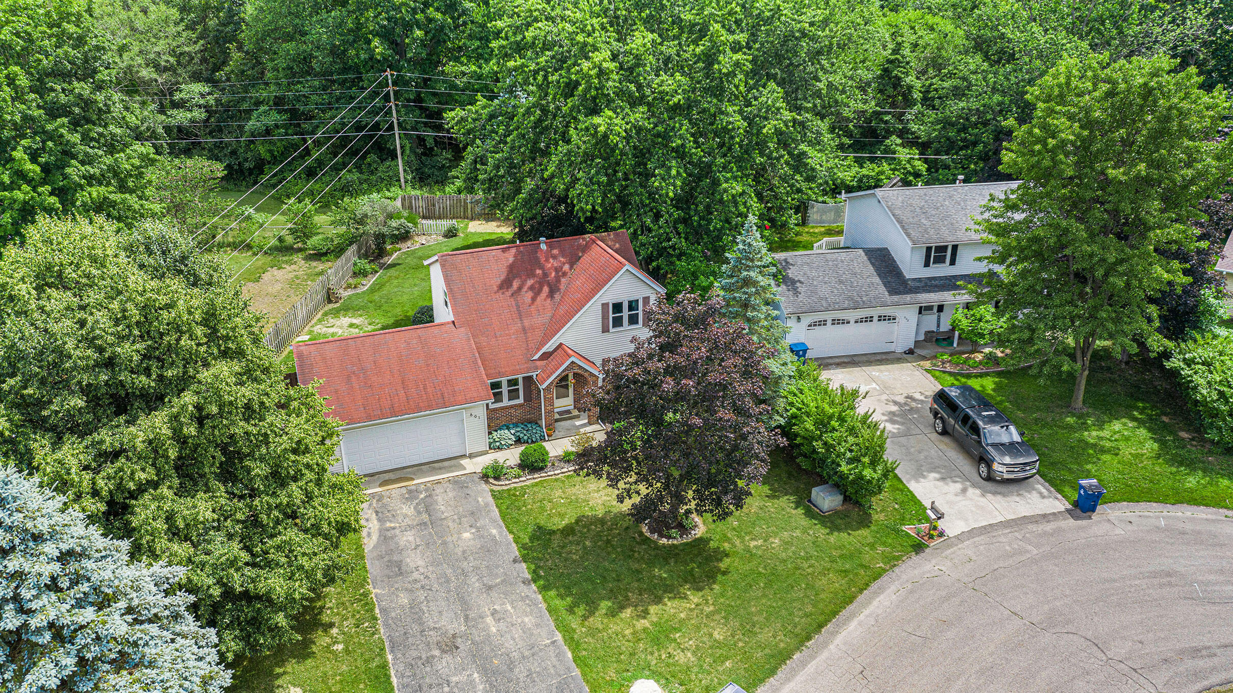 601 W George Court